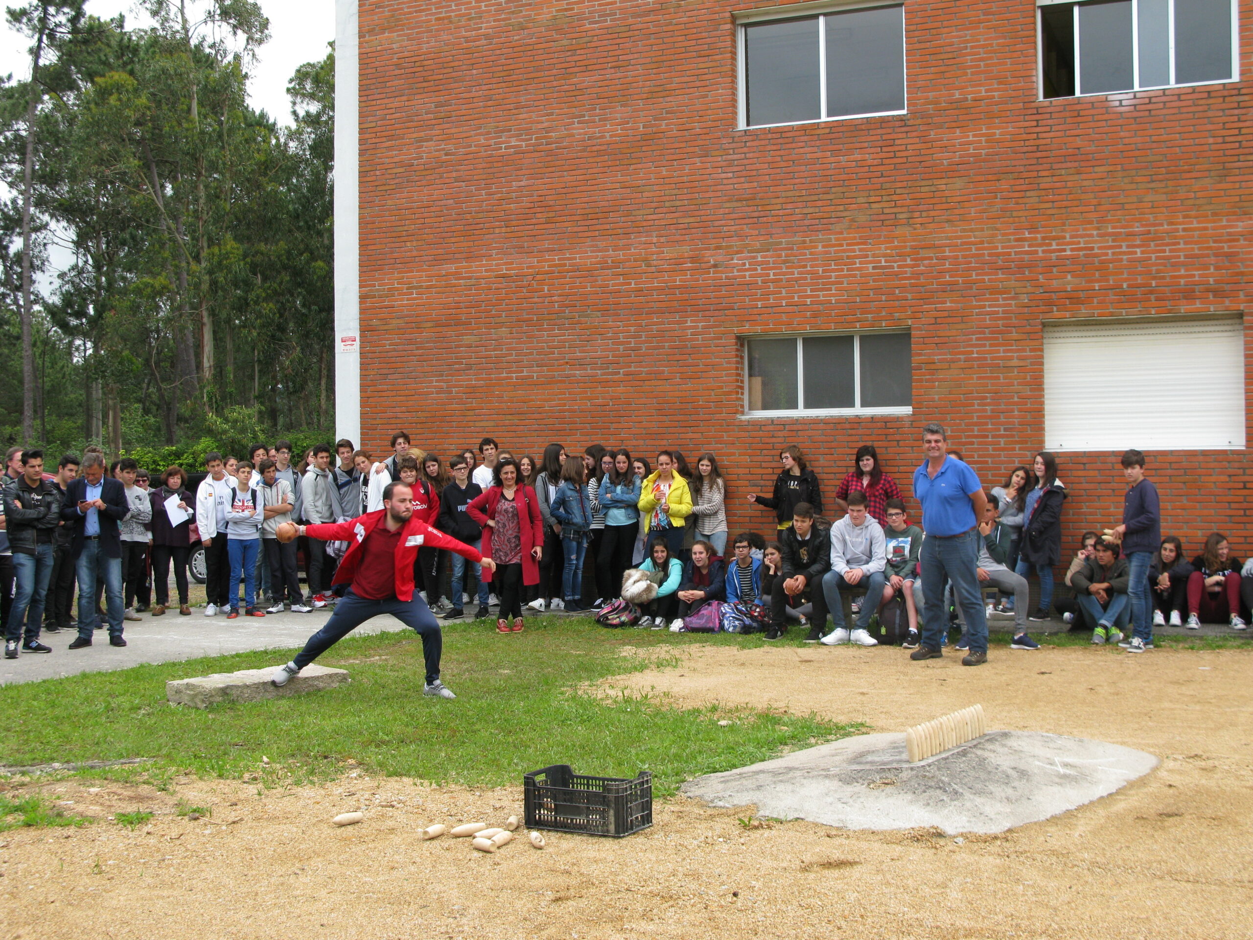 2016052010120636108 (1)