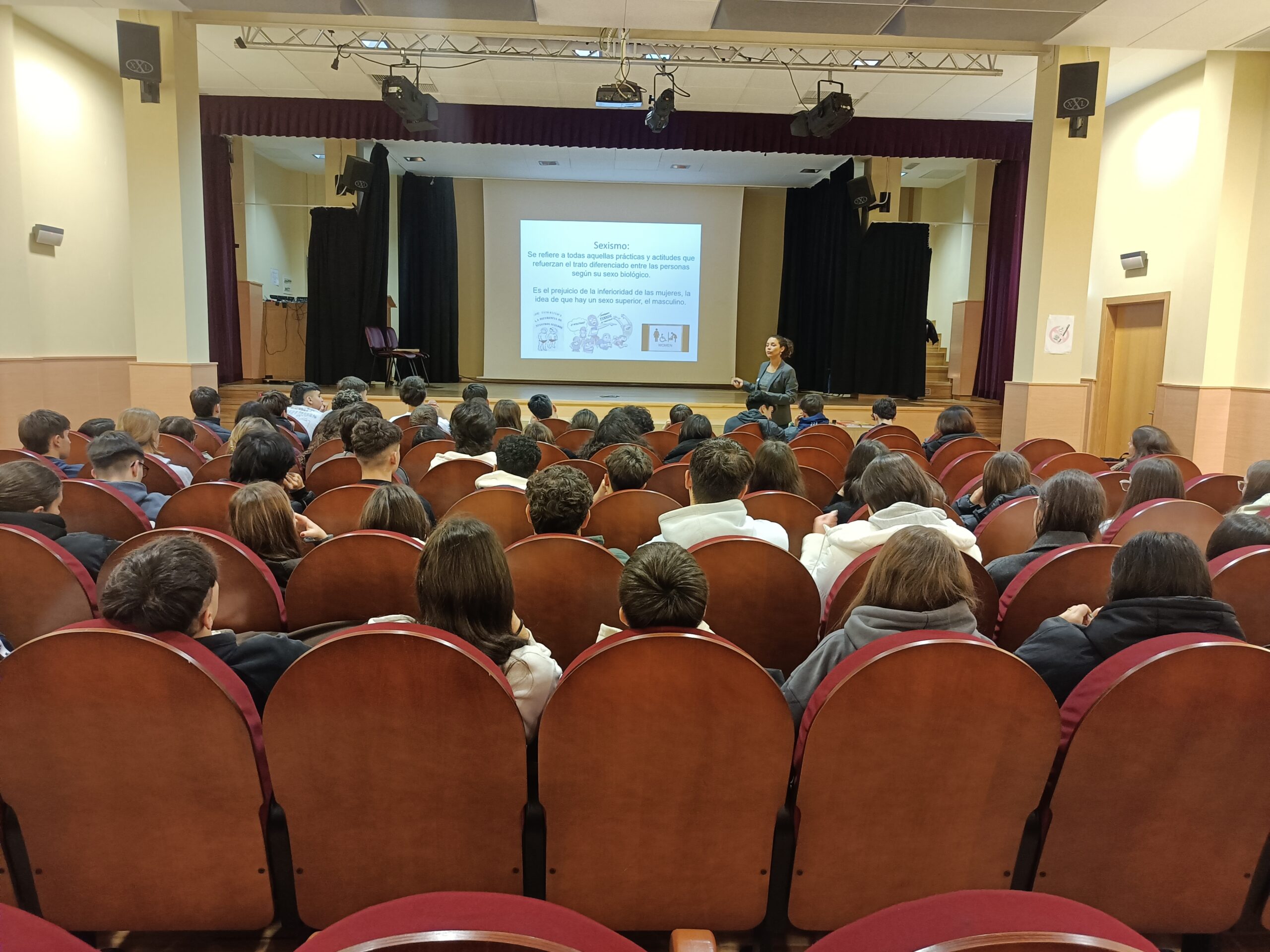 2025.01.14.- Sesión informativa contra a violencia sexual IES (1)