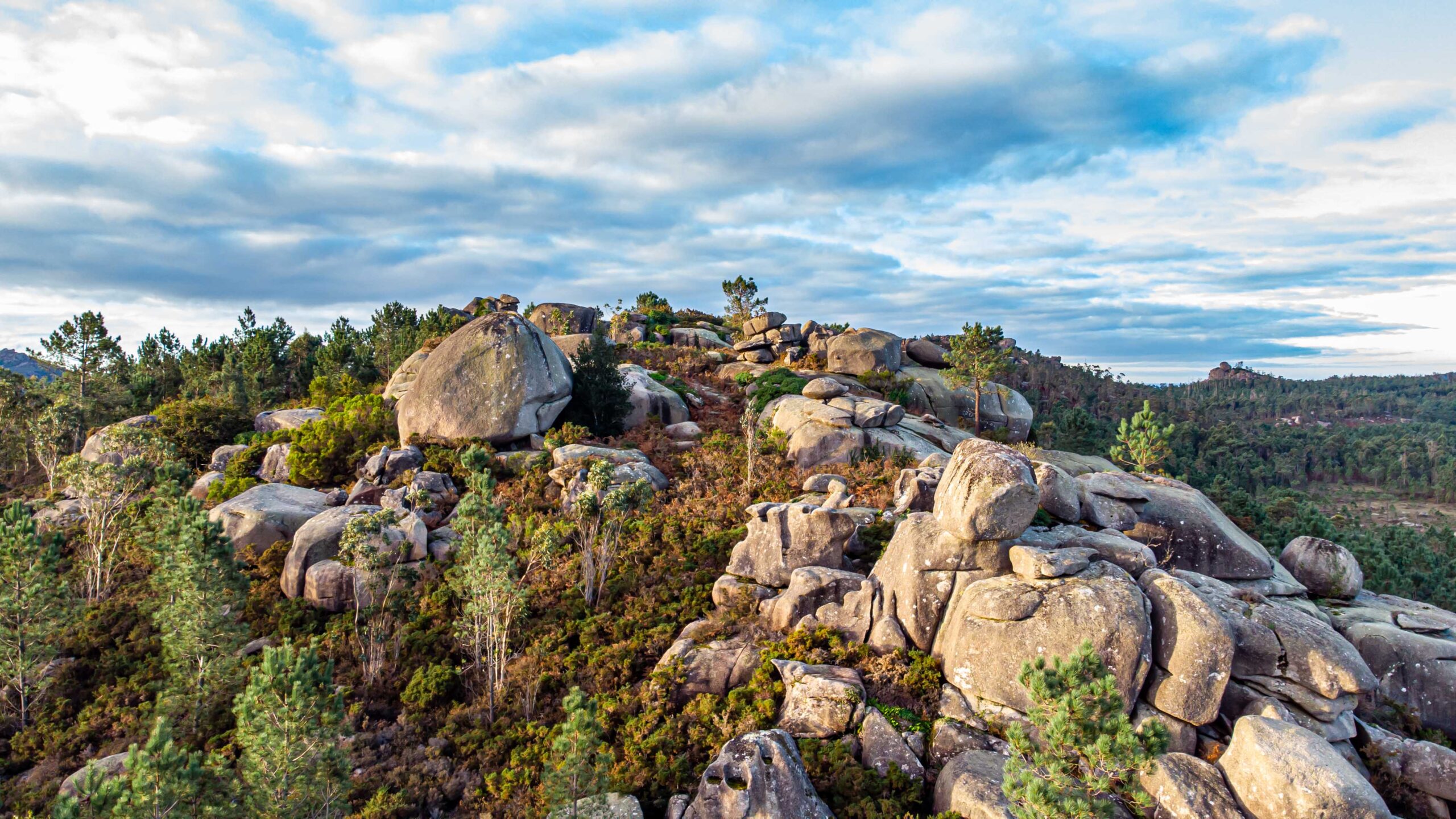 PENEDOS DE PASARELA E TRABA