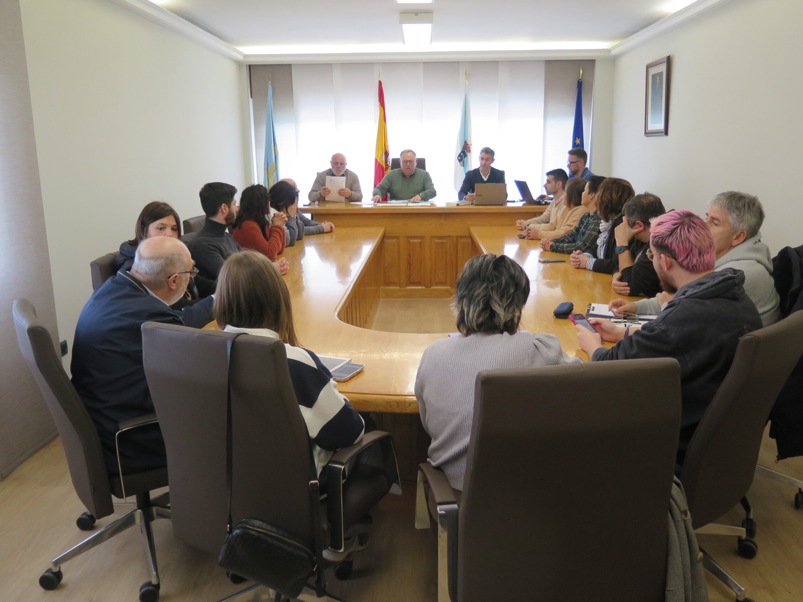 2025.02.18.- Pleno orzamentos