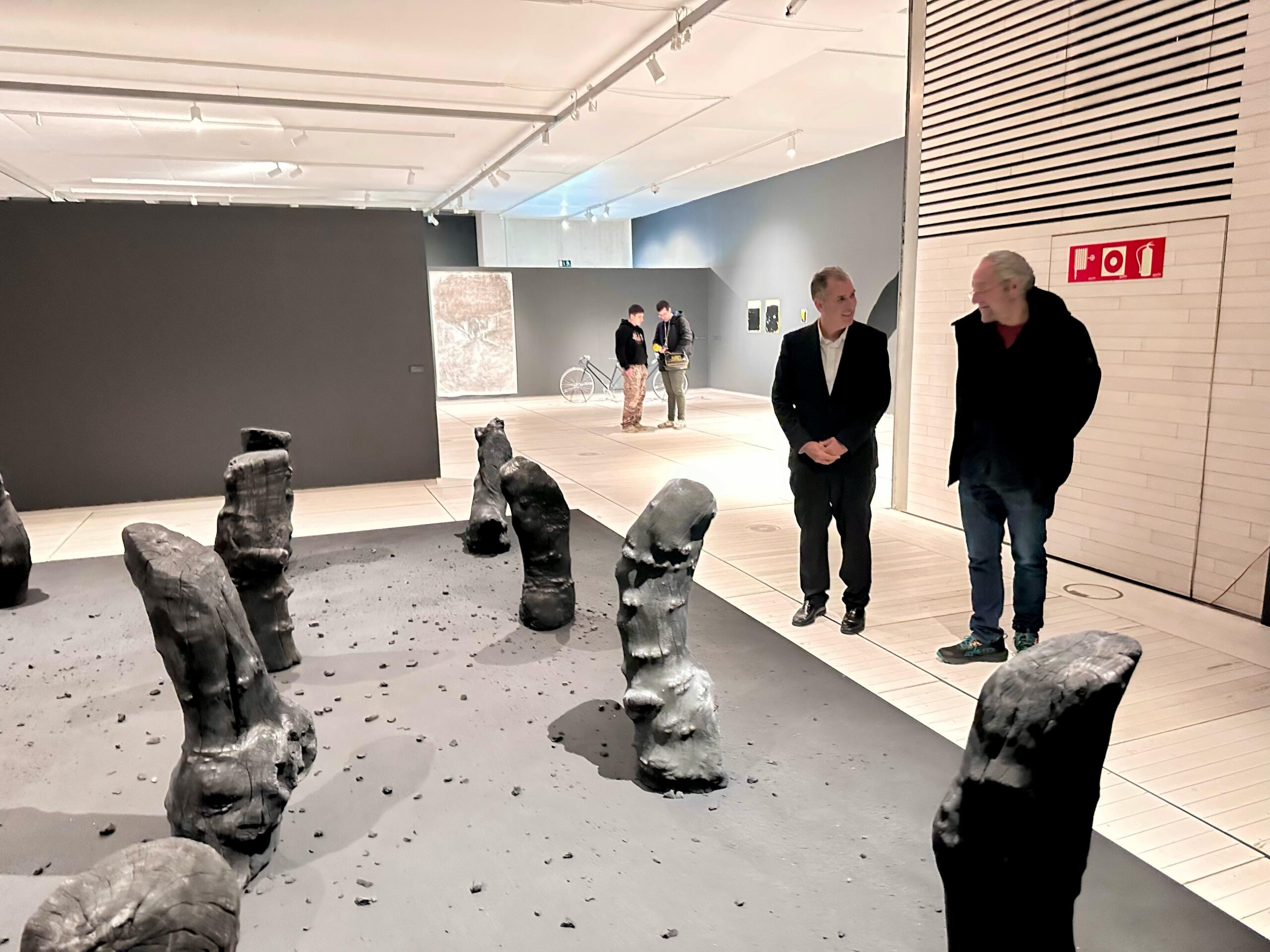 20250219_RAFA DOMINGUEZ_PINTURAS NEGRAS