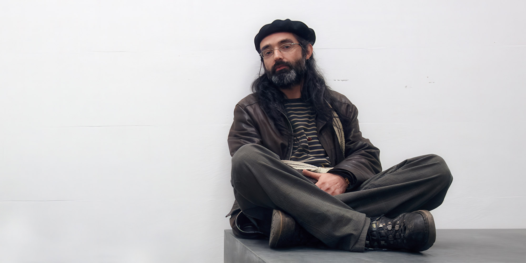 ALBERTE PAGÁN cavilando –