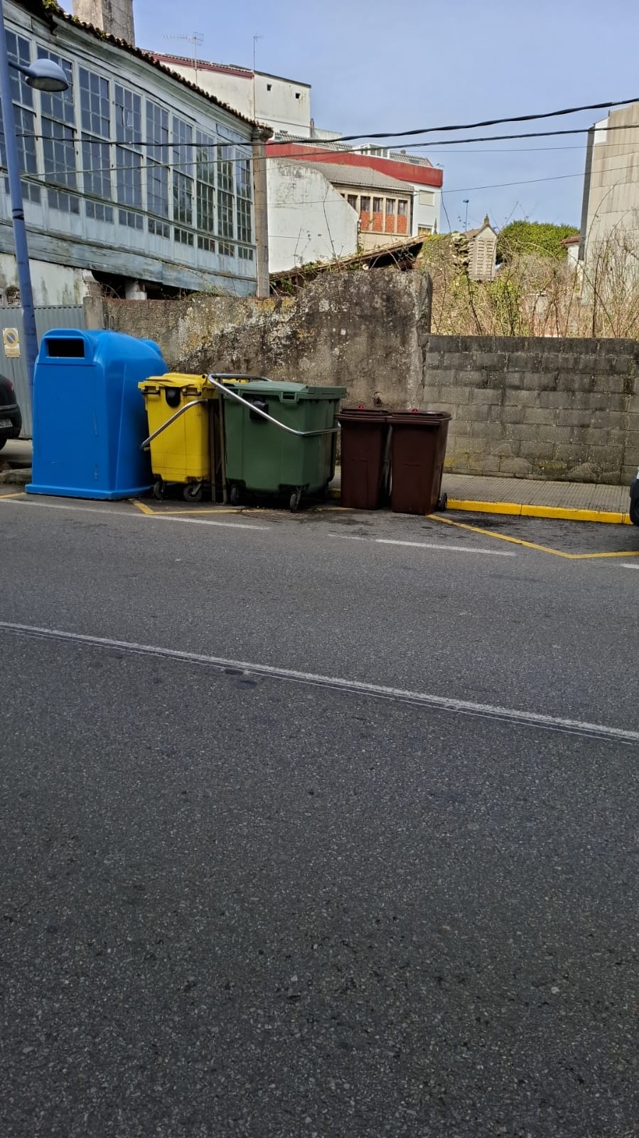 FOTO PONTECESO- Colectores marrons 1