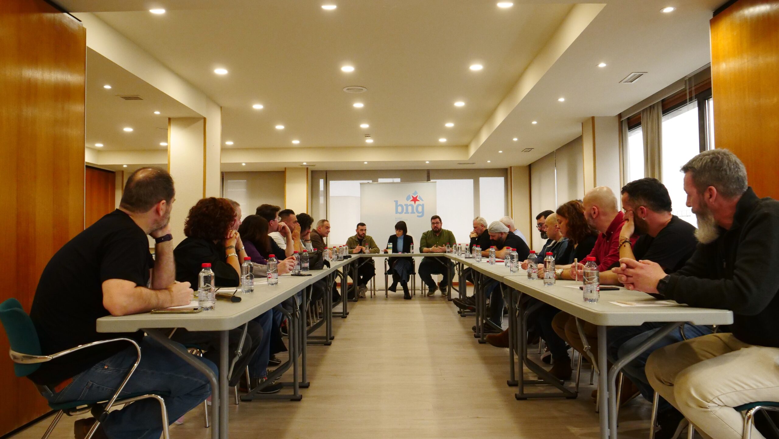 Foto 2 – ANA PONTÓN VIGO – PROXECTO LEI DESLOCALIZACIÓN EMPRESARIAL