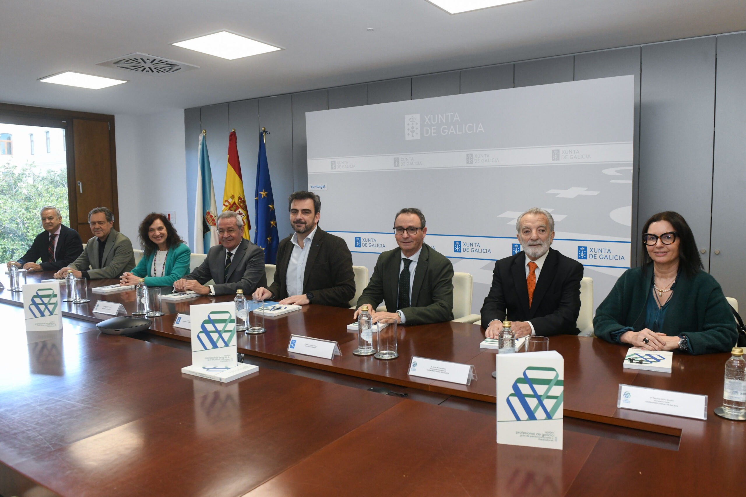 O conselleiro de Presidencia, Xustiza e Deportes, Diego Calvo, r