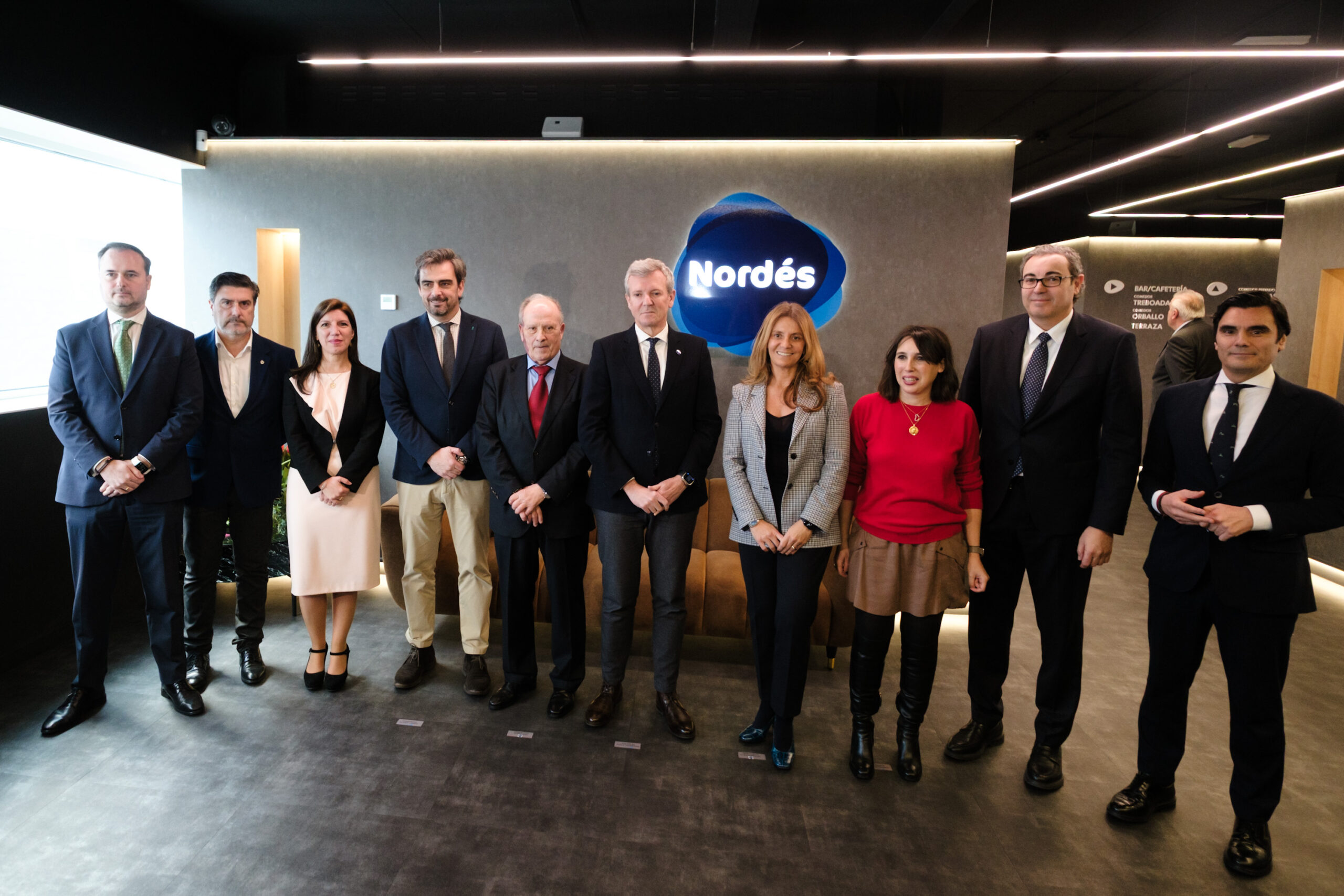 Xantar-coloquio no Nordés Club Empresarial