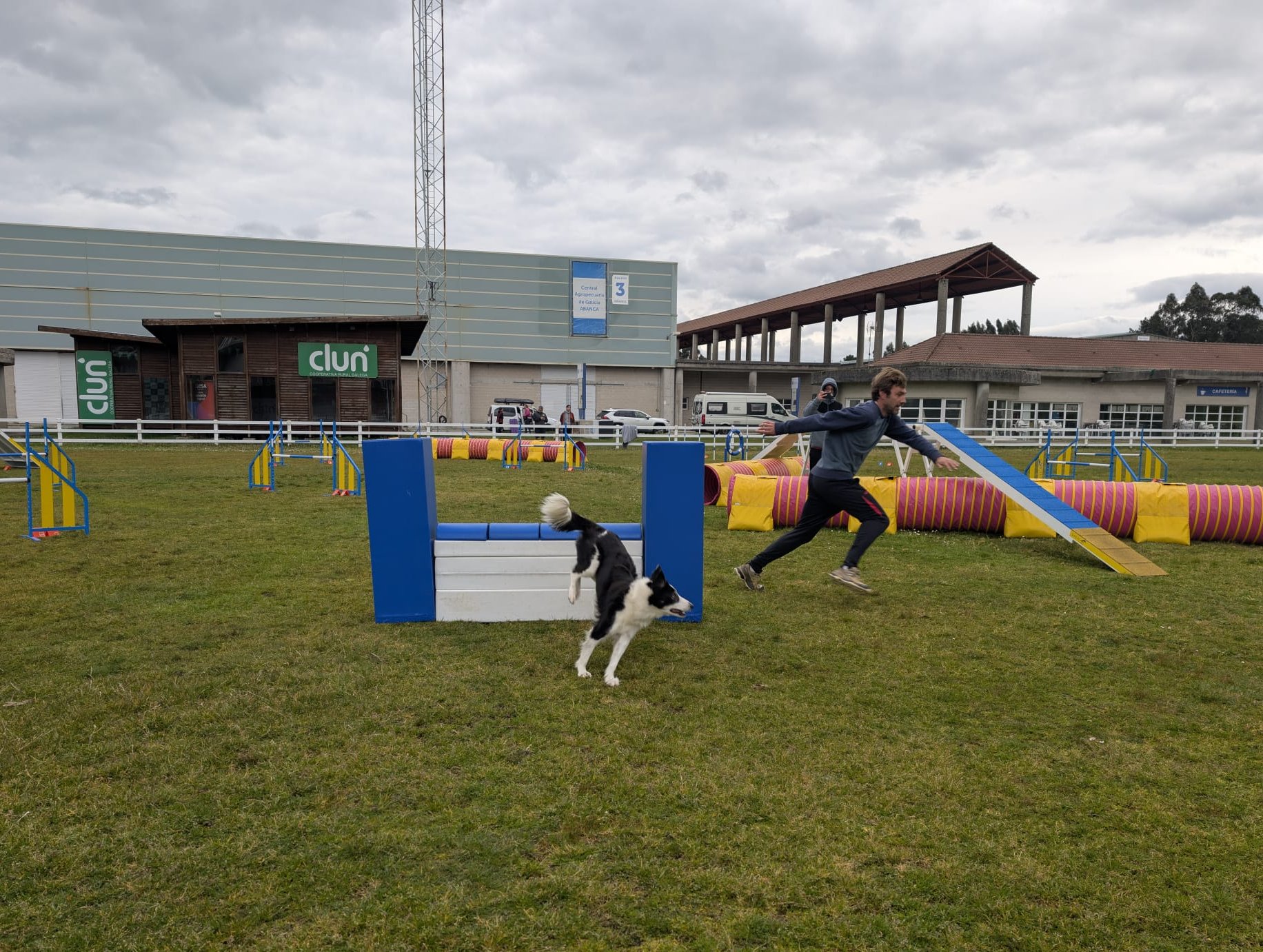 Seminario Adrián Bajo esta tarde -2