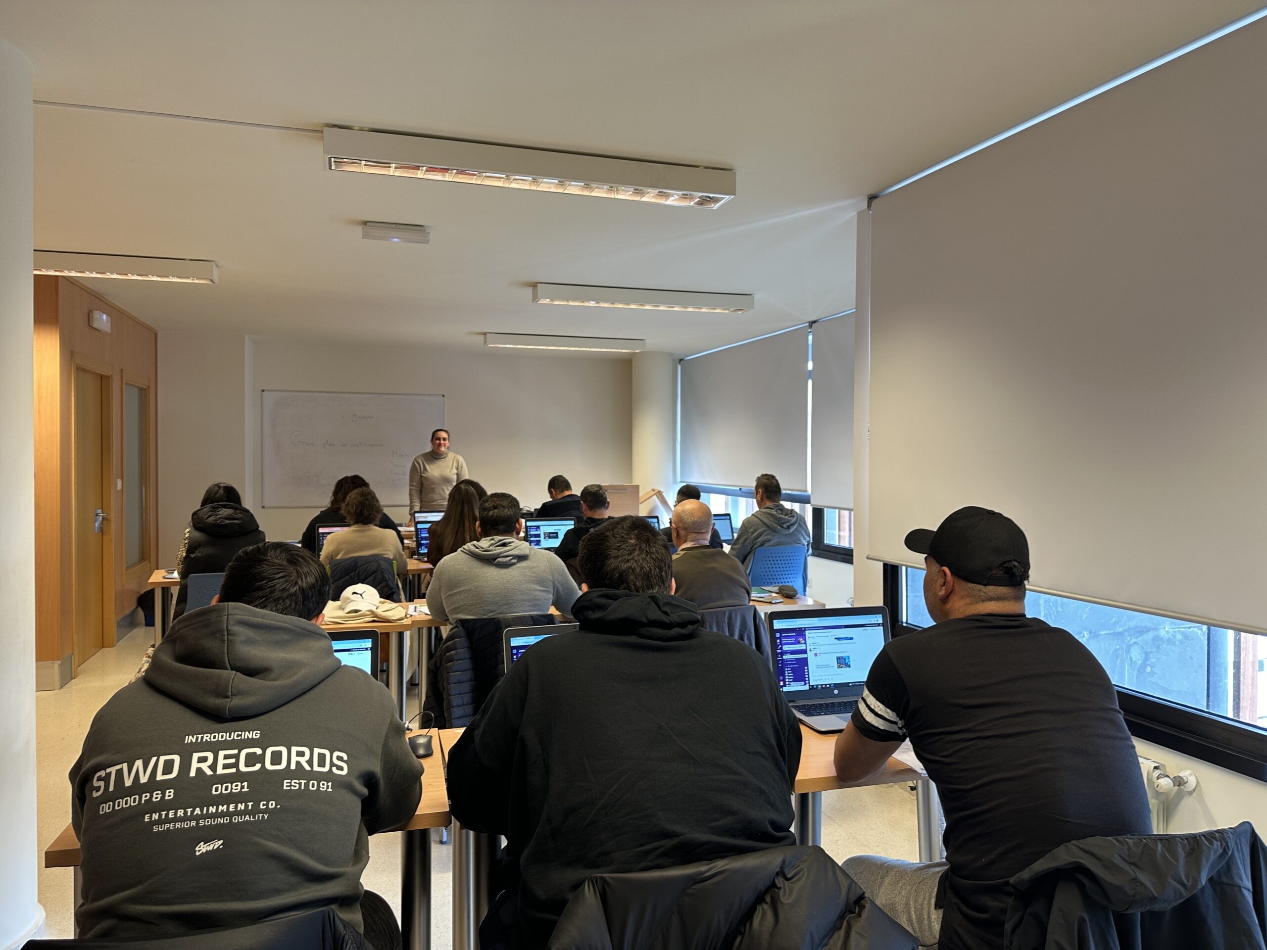 2025.04.21.- Programa integrado de emprego (1)