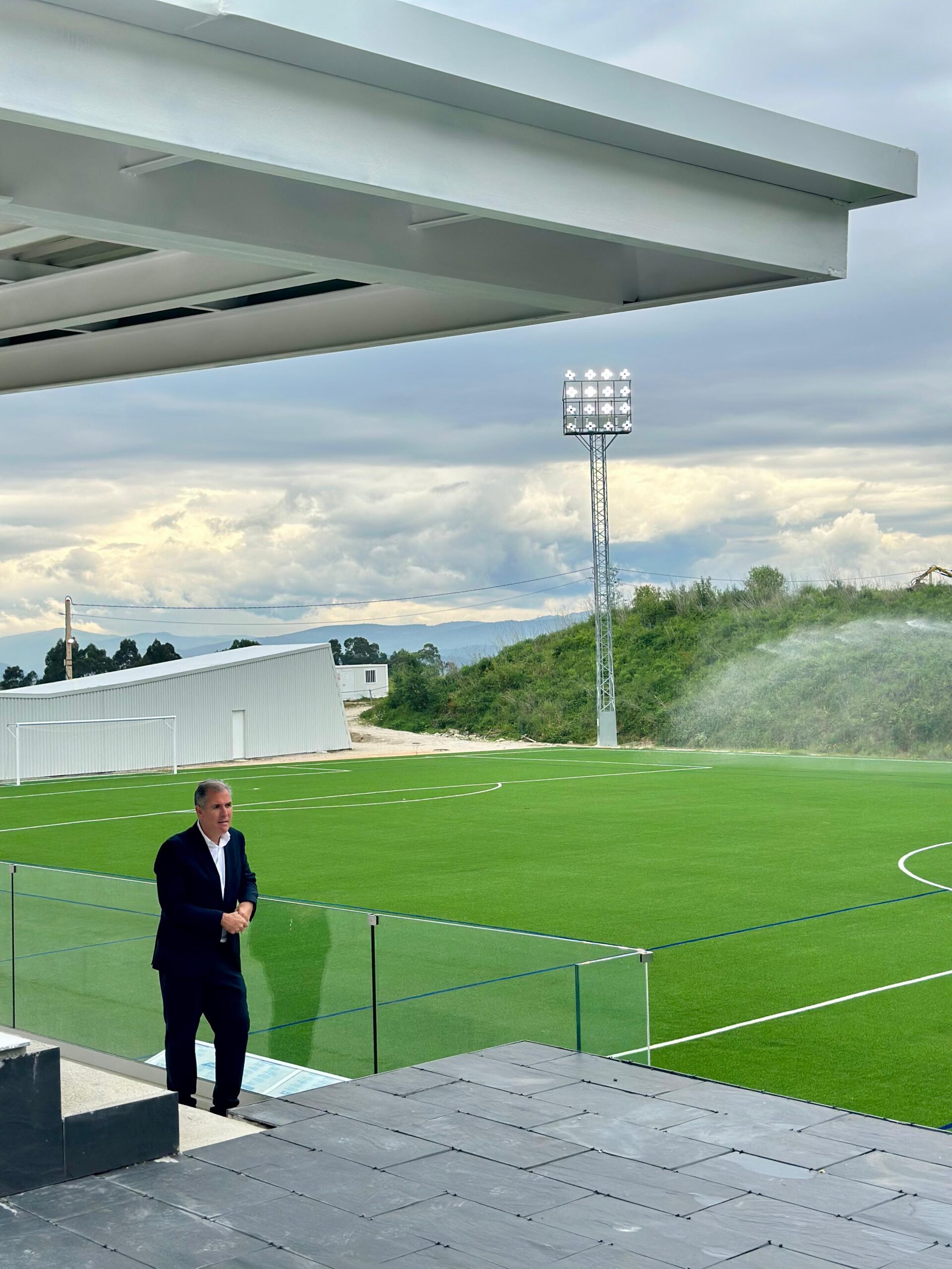 20250509_rafa dominguez_campo futbol salcedo1