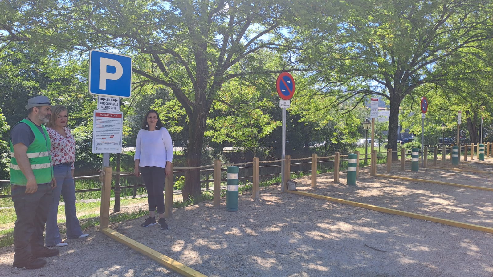 Autocaravanas.Aparcadoiro.e0f6239-81bf-4ad6-bc22-6bdfc015b3fd