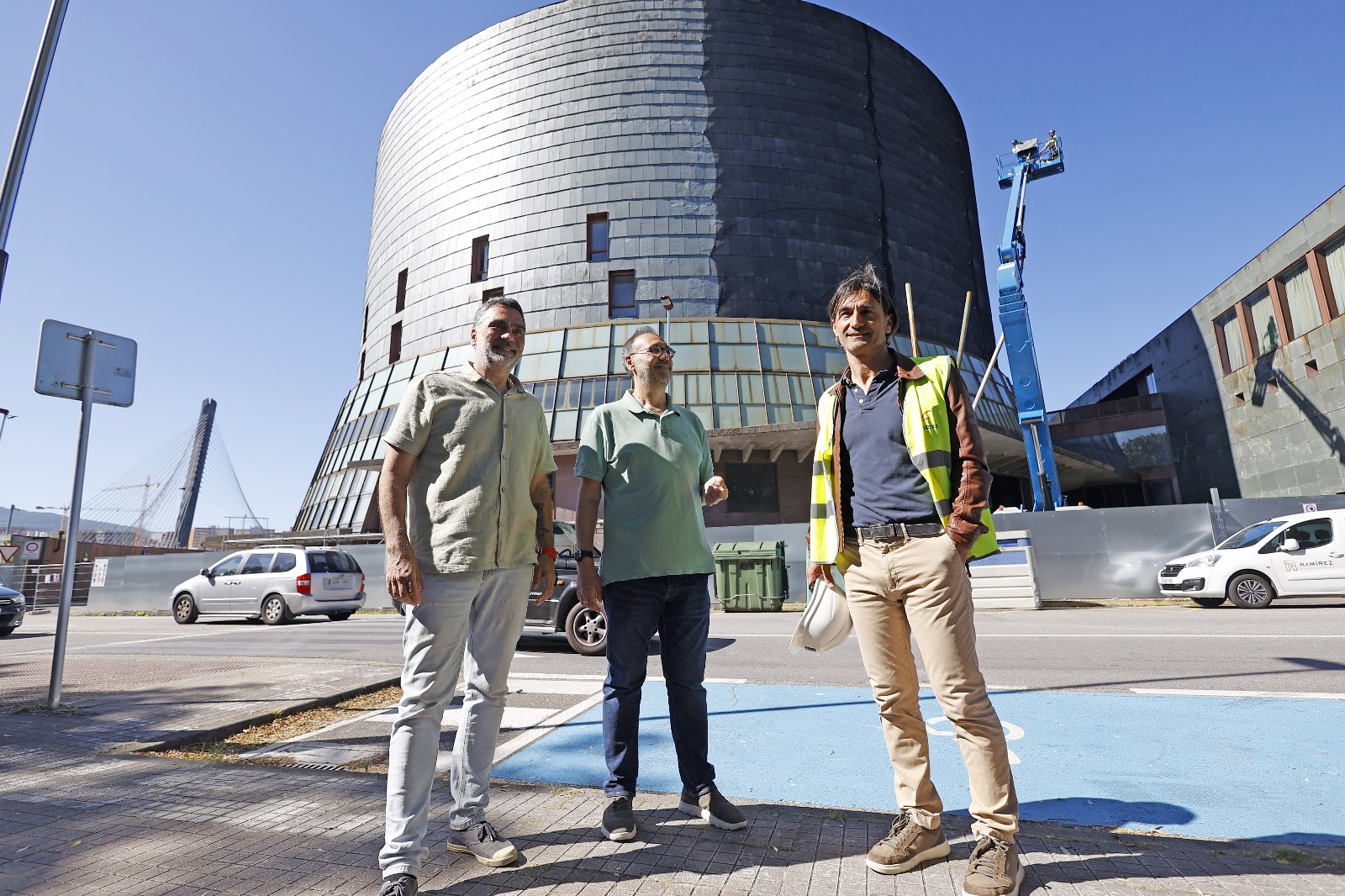 Visita Pazo da Cultura 1