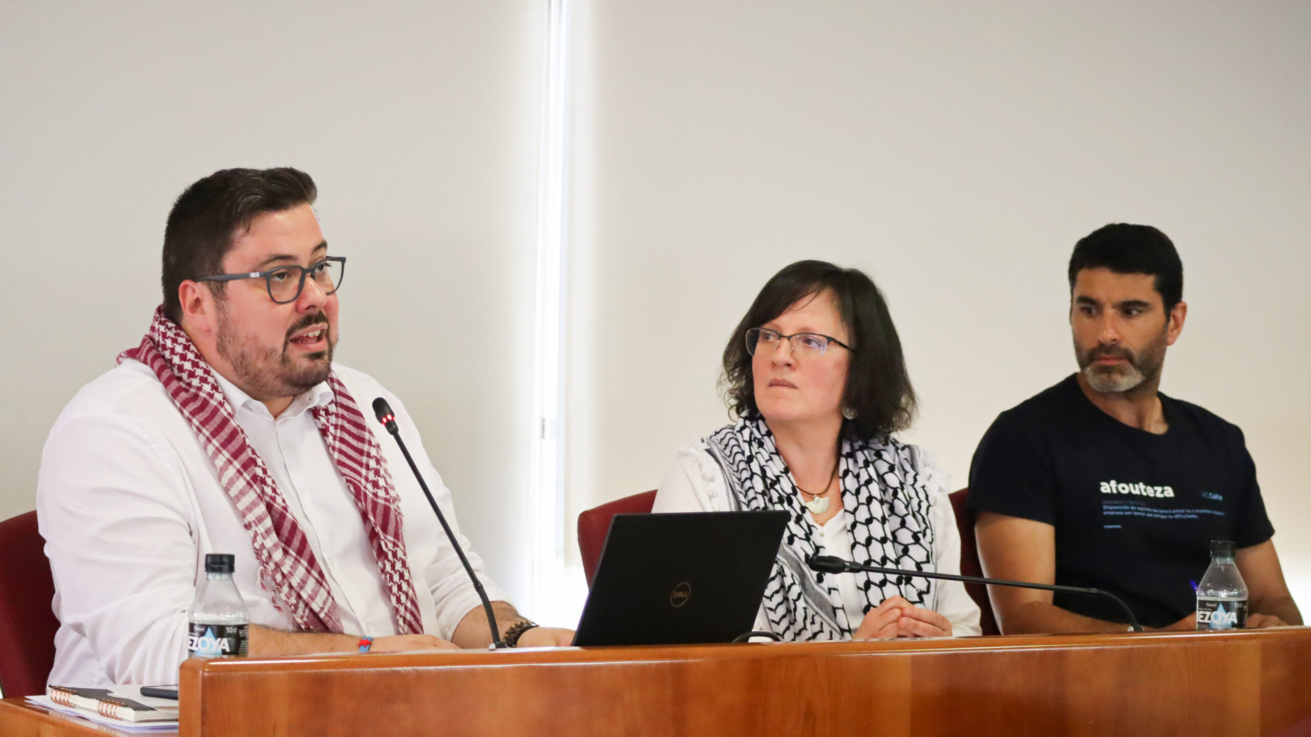 Xabier P Igrexas, Ana Martínez e Filipe Abalde no Pleno de Vigo