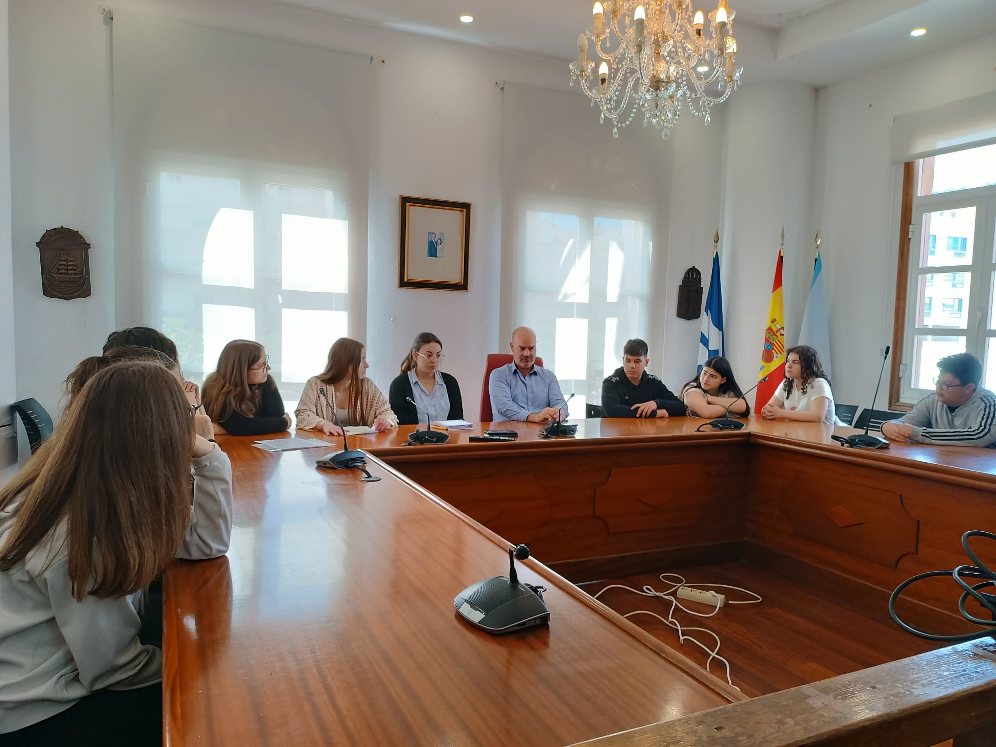 reunion mocidade ies illa de ons (1) (1)