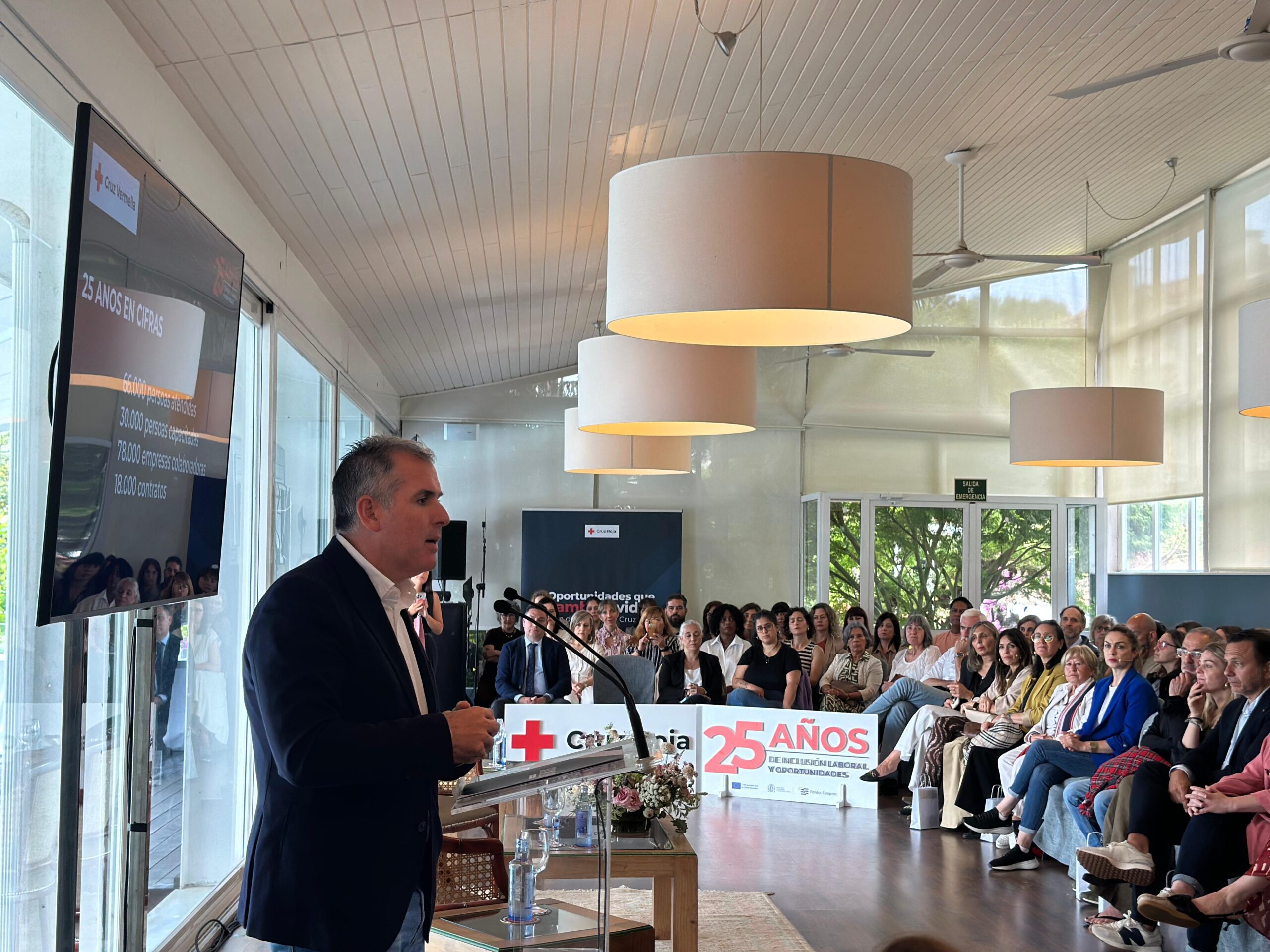 20250604_rafa dominguez_cruz vermella