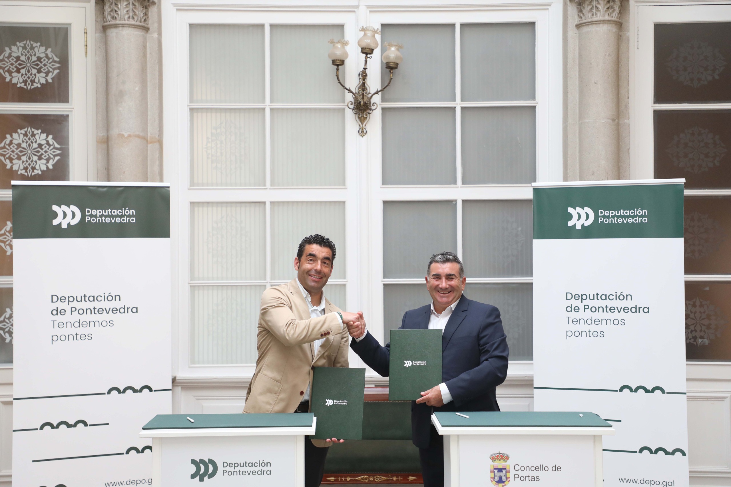 20250611_LuisLopez_ExtraPortas