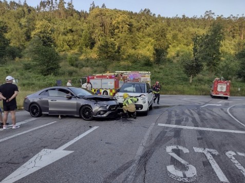 Accidente tráfico Lousame