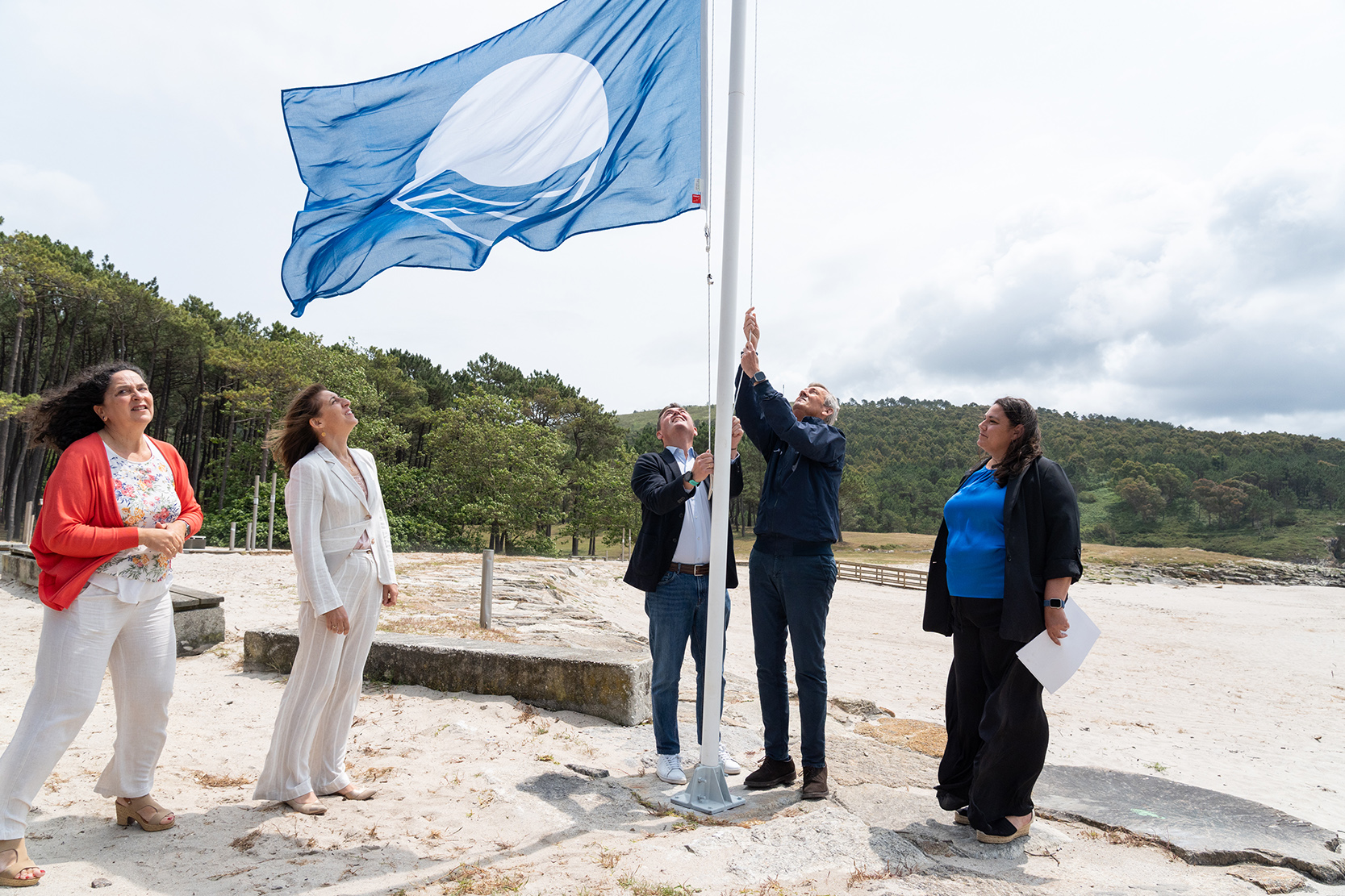 FOTO PONTECESO-Bandeira azul 1