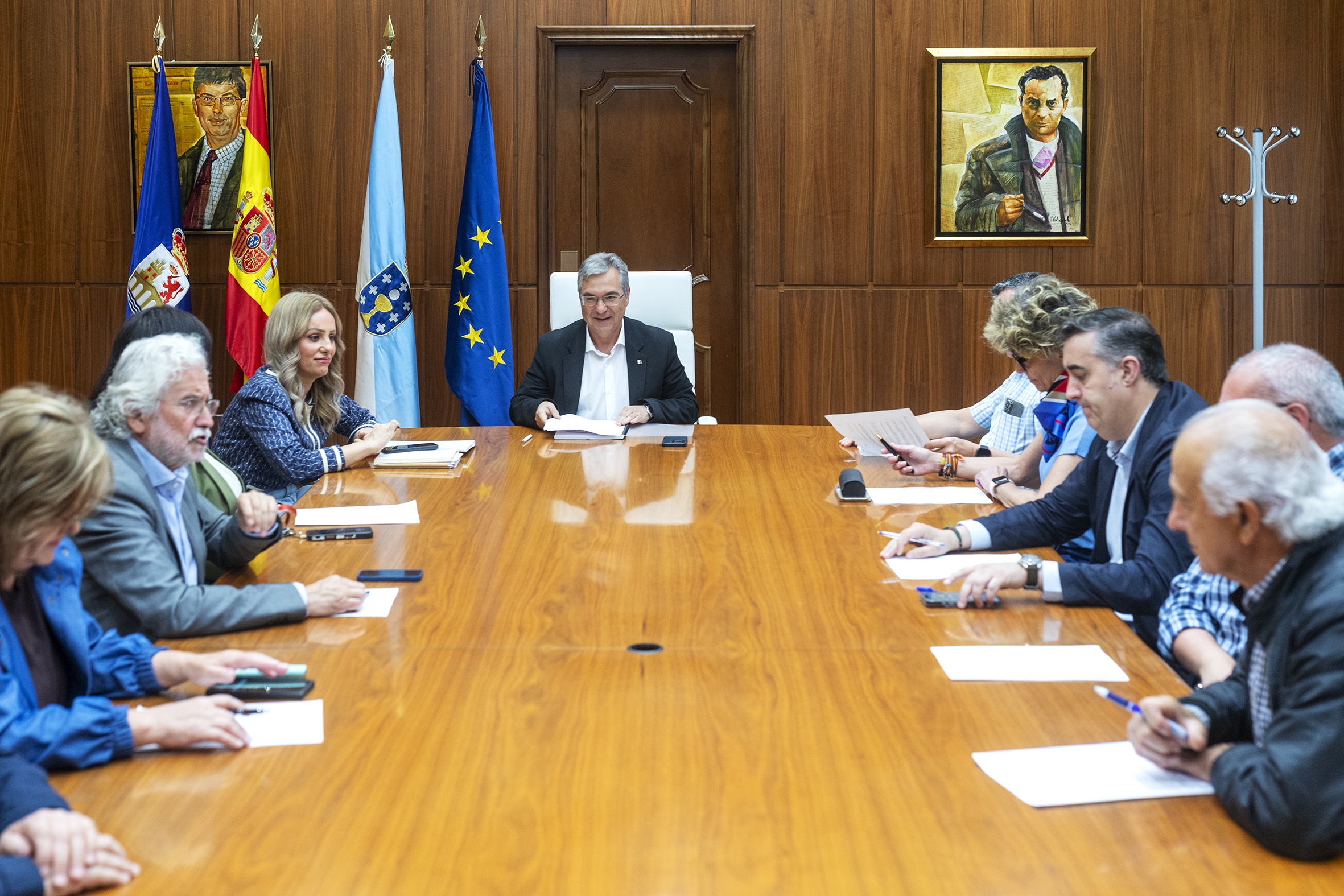 Foto reunion Xunta de Goberno_250602_1