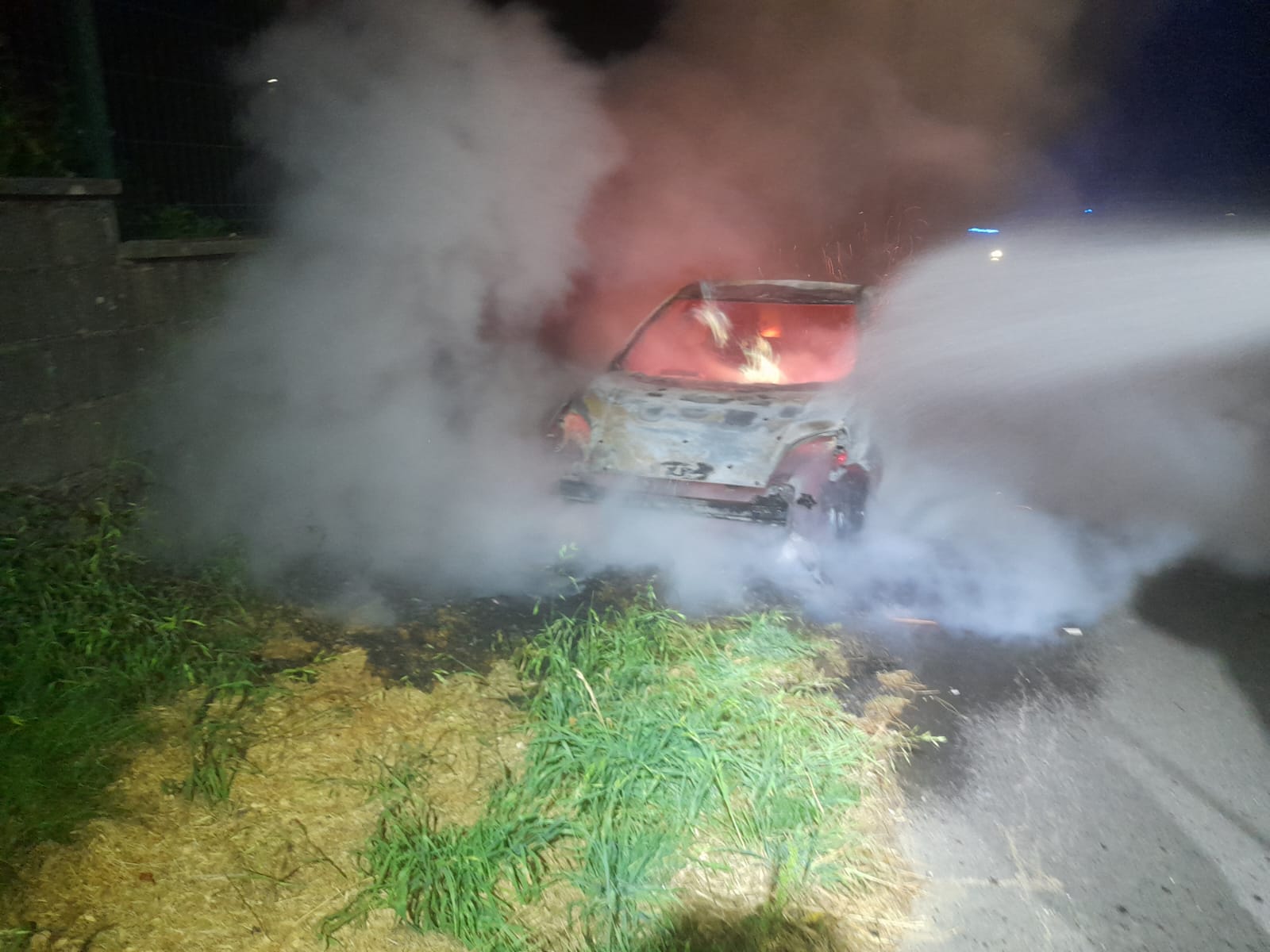 Incendio vehículo concello Palmeira