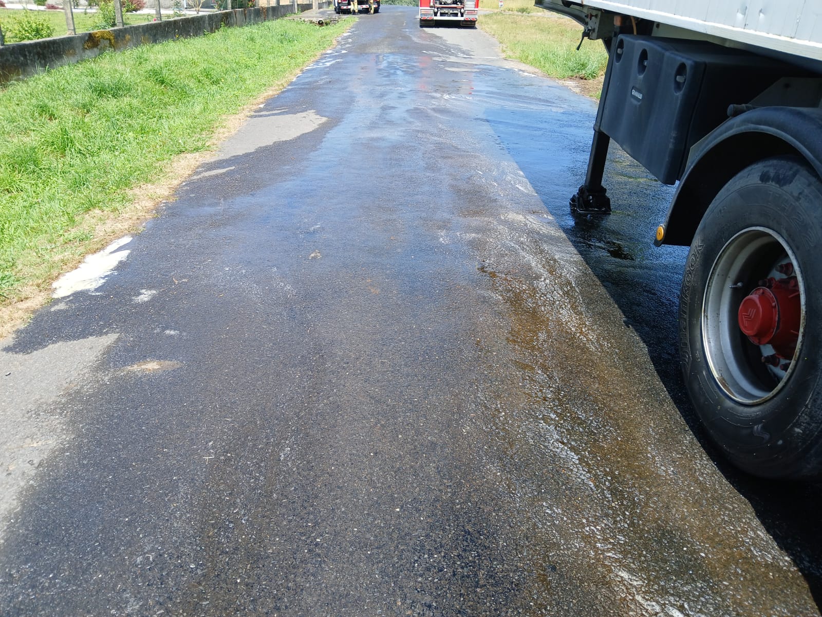 Mancha aceite Fontecada, Santa Comba 1