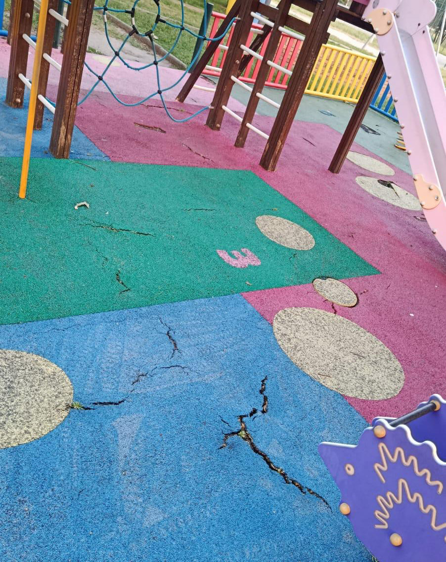 Parques Infantís O Rosal 4