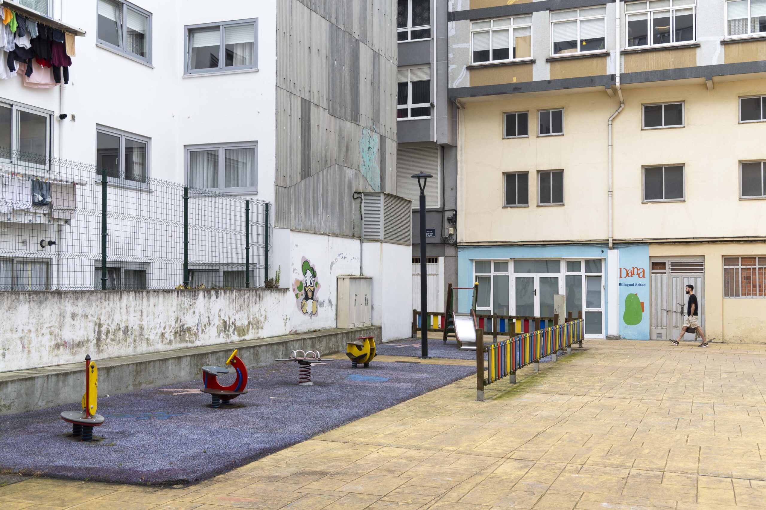 apg_20250612_OBRAS_PARQUE_INFANTIL_PRAZA_FUENTE_SECA_003