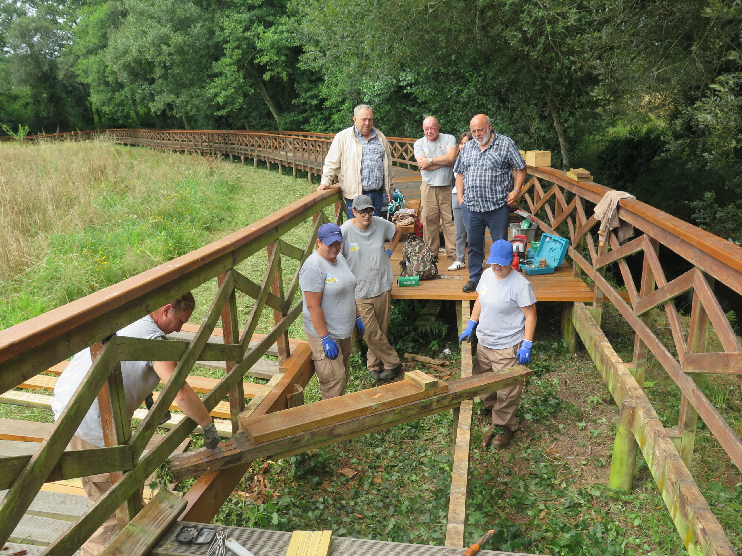 2025.07.21.- Obradoiro emprego no paseo fluvial do Anllóns