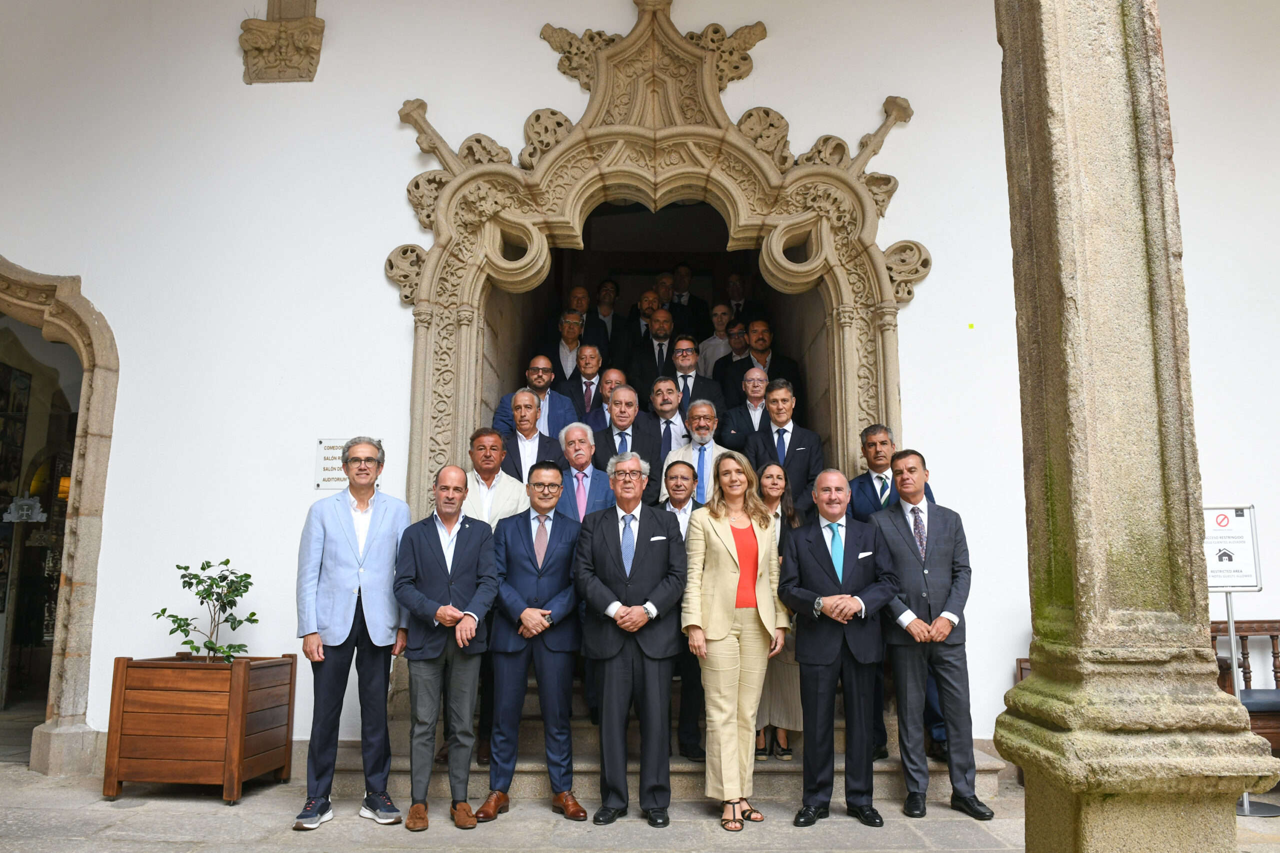 20250701 Conselleiro Almorzo CEG (2)