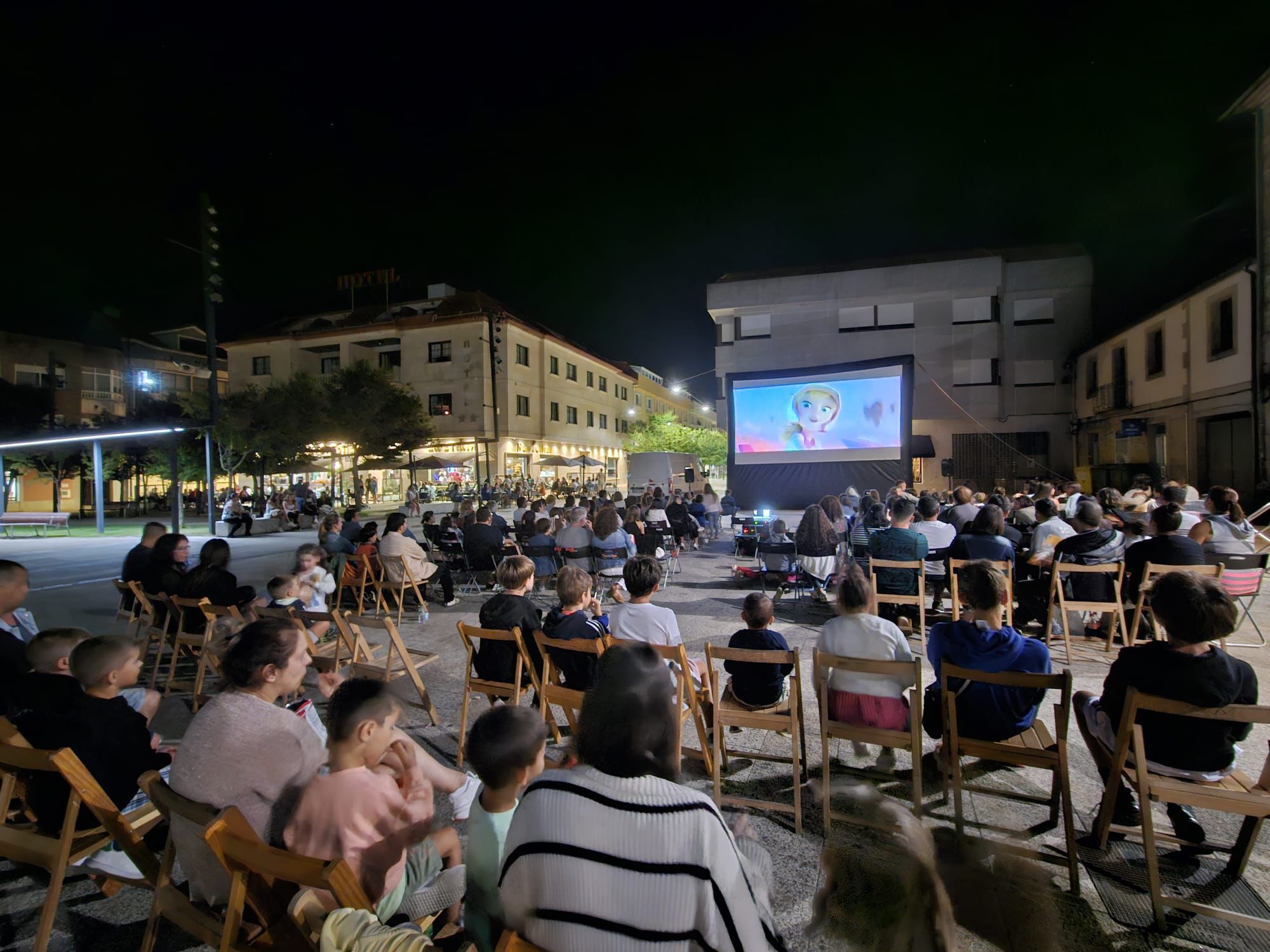 7c351203-55e2-4441-86b5-8a912bde1d26