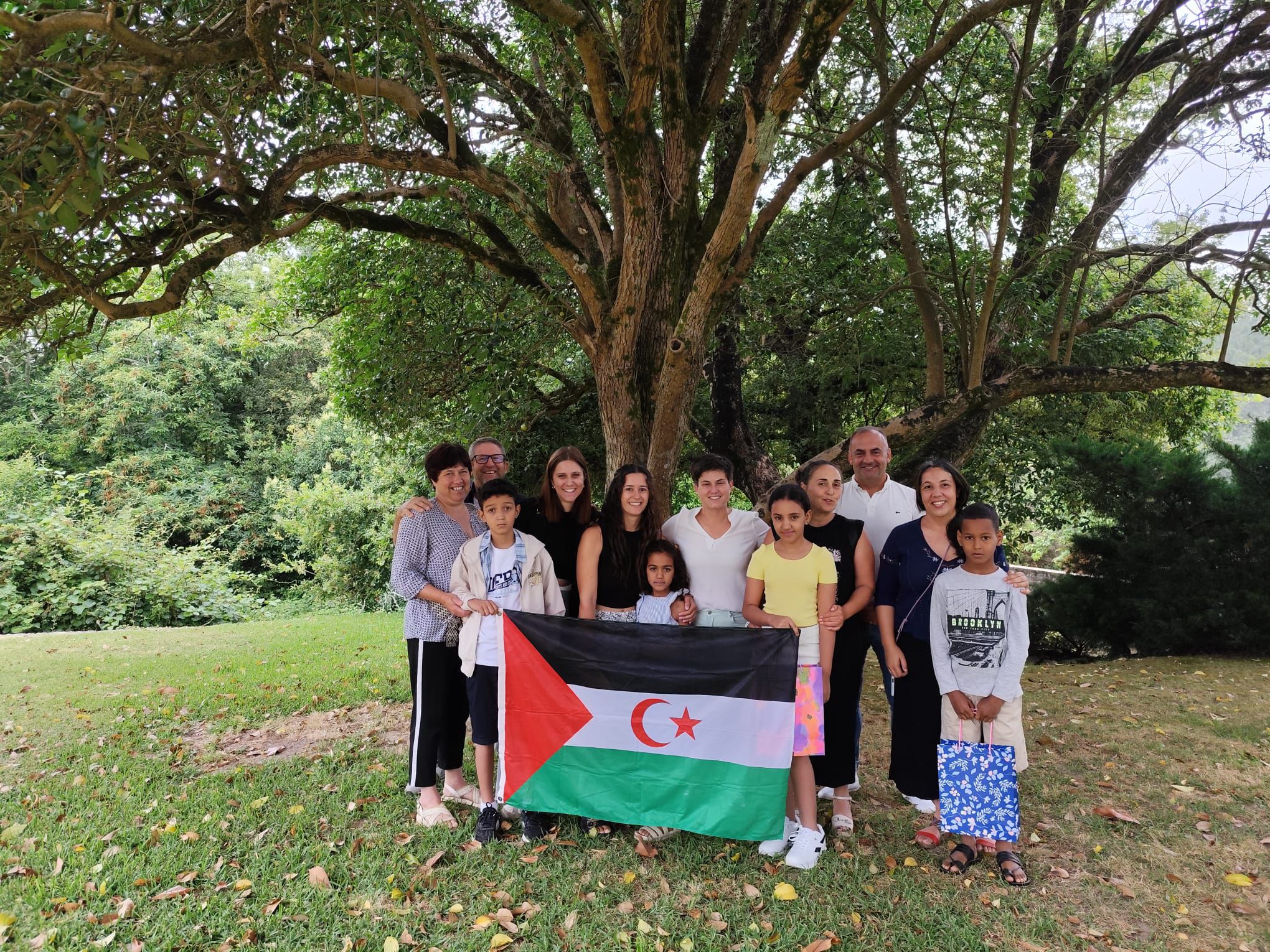 Catro nenos e nenas saharauis chegan ao Rosal para vivir unhas ‘Vacacioìns en paz’