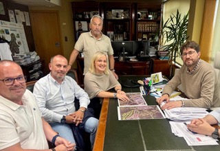 FOTO REUNIÓN PP CULLEREDO-ALCALDE ARTEIXO