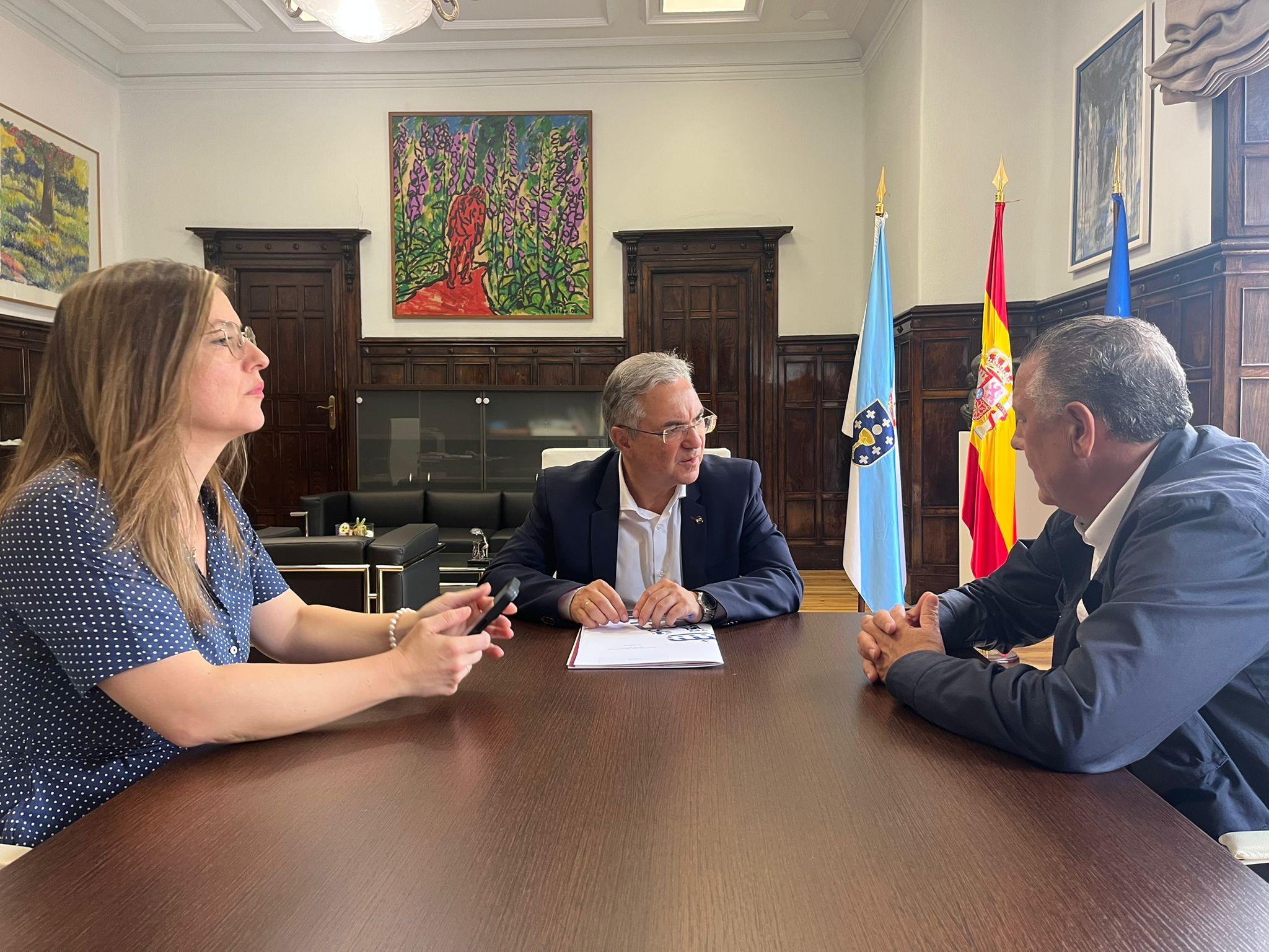 Xisela Riazor, do gabinete de Cesuga, Luis Menor e Venancio Salcines