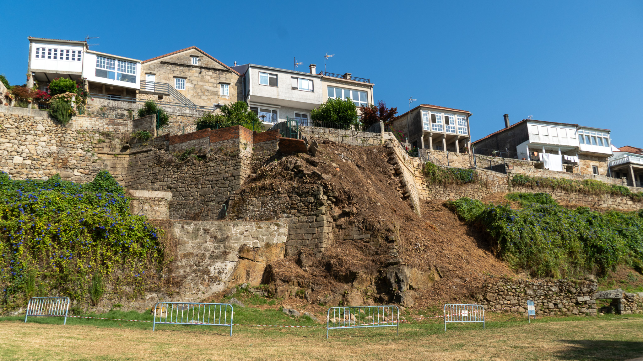 08082025 Ángulo dos Demos (1)