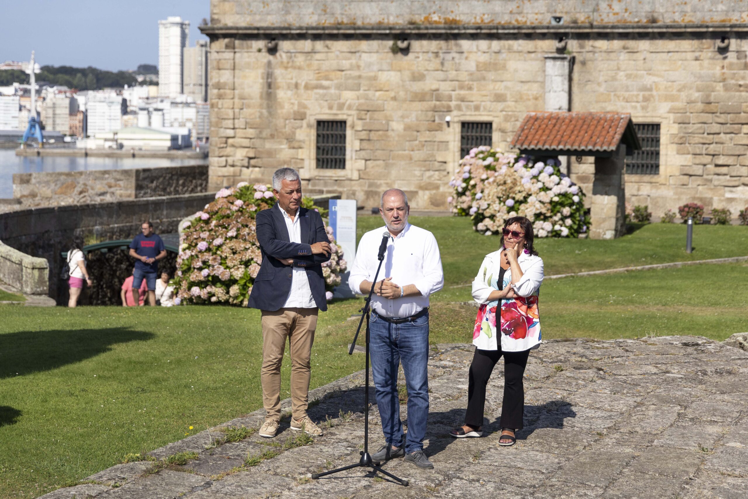 apg_20250806_CASTRO_PRESENTACION_CONCERTO_UXIA_FESTAS_MARIA_PITA (5)