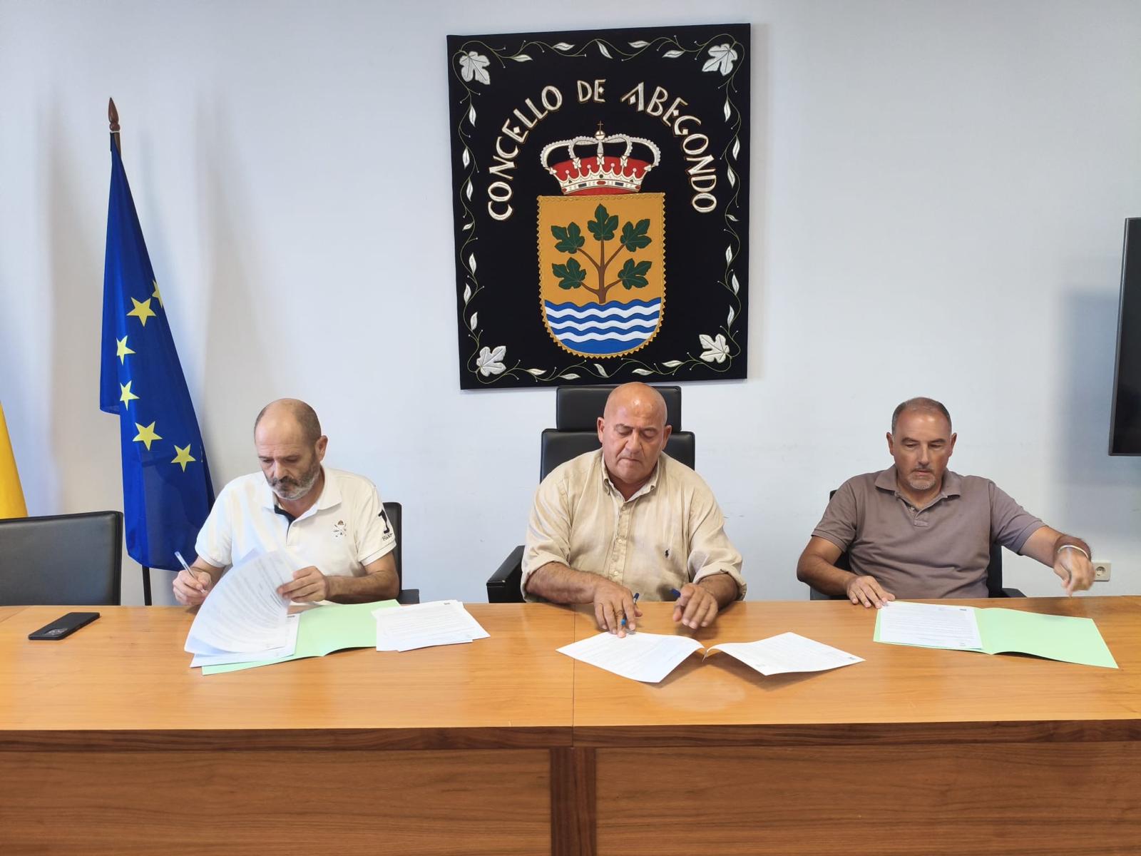 firma convenios crendes san tirso