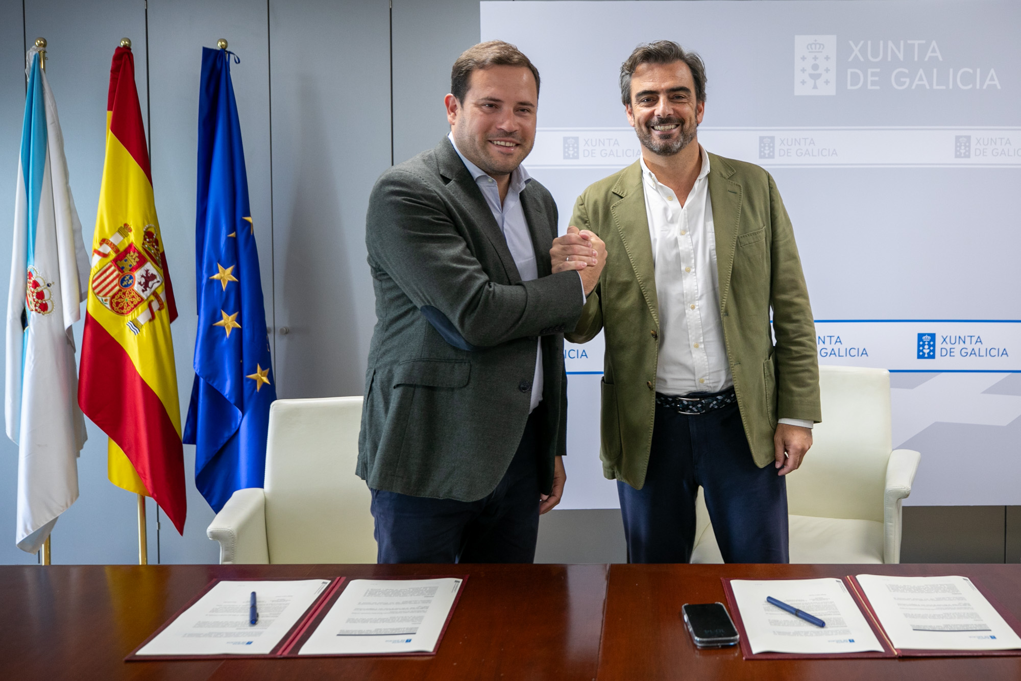 20250904ConvenioSIMUCerdedoCotobade (1)