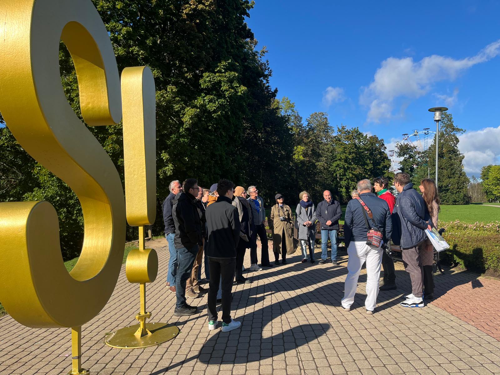 20250925 IETGiftRiga1