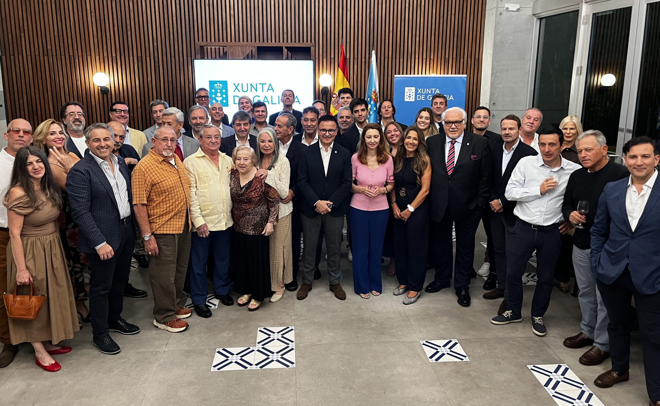 20250925ConselleiroEncontroColectividadeGalegaMiami