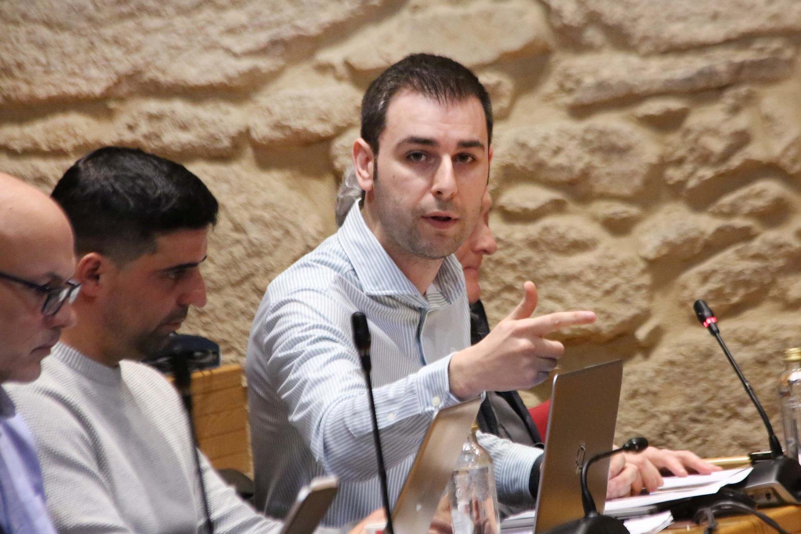 Francisco J Represas