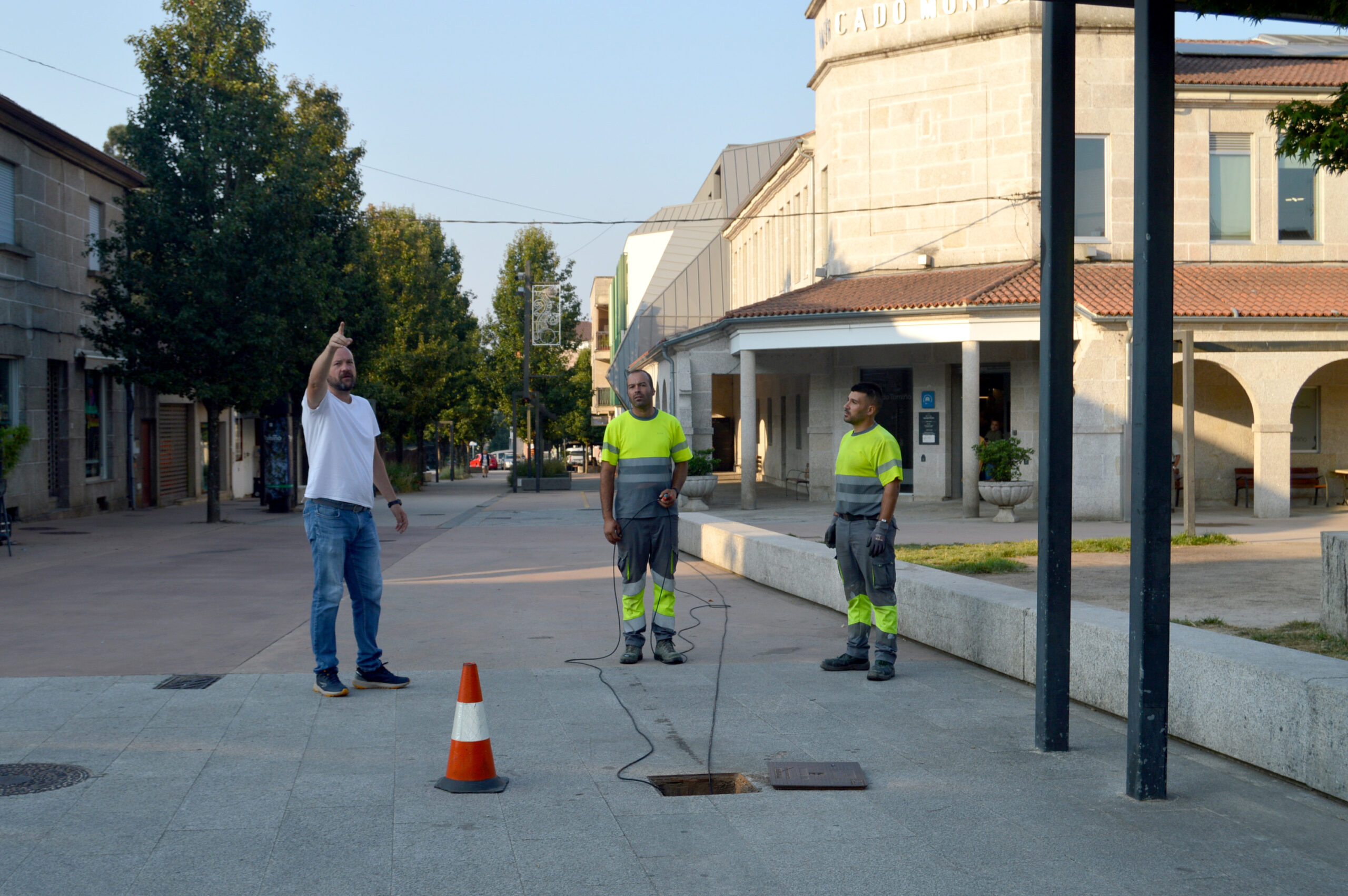 Tomiño moderniza a iluminación da Praza do Seixo apostando pola eficiencia enerxética 01