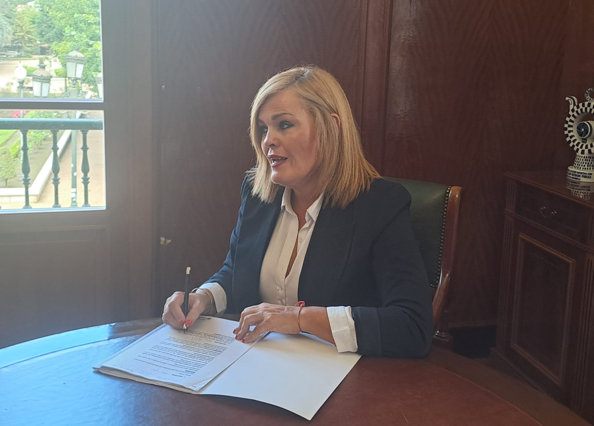 bb2c0e29-bb54-423b-a3e1-073d24e10308