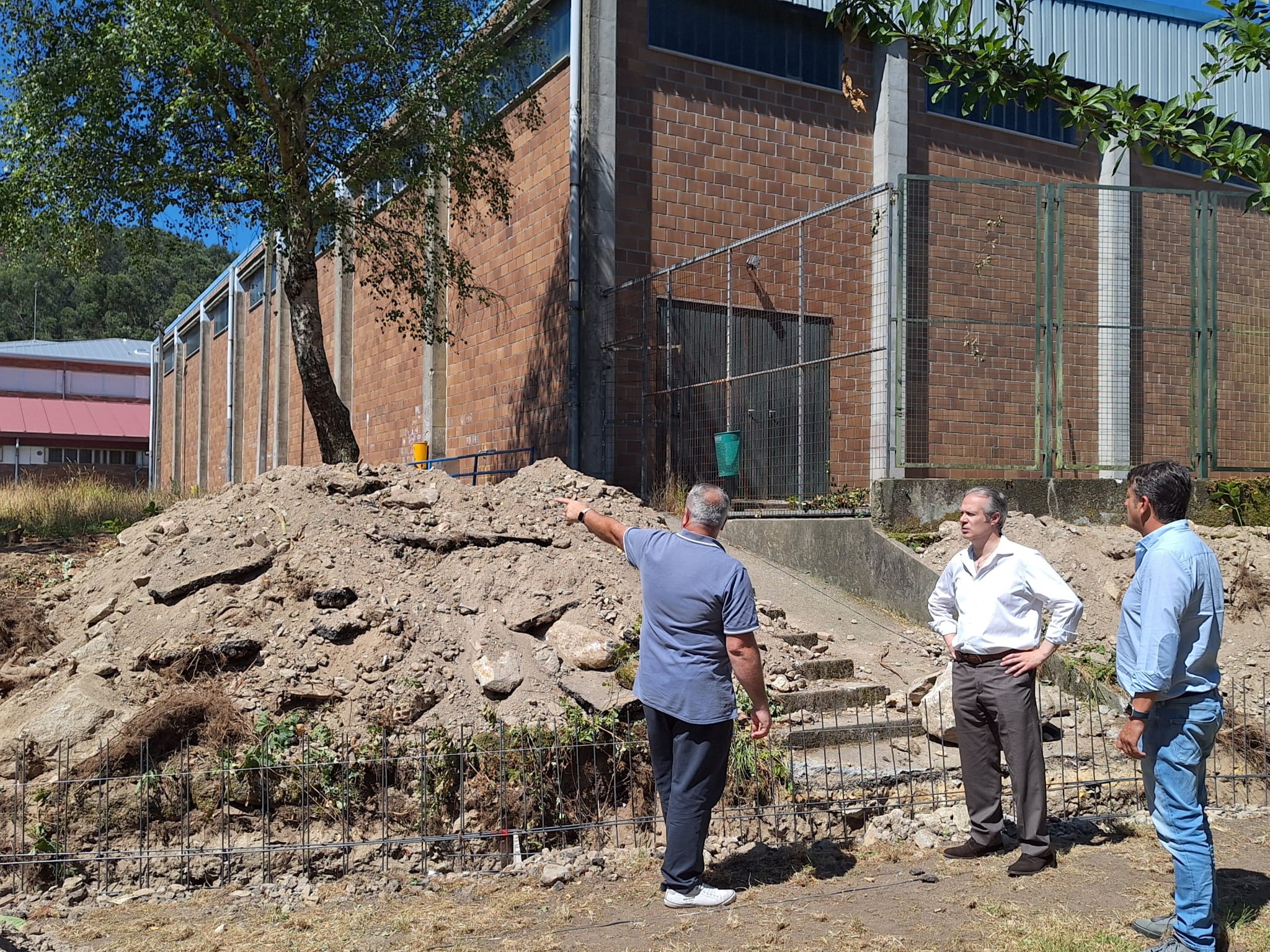 novo acceso ies a sangriña (4)