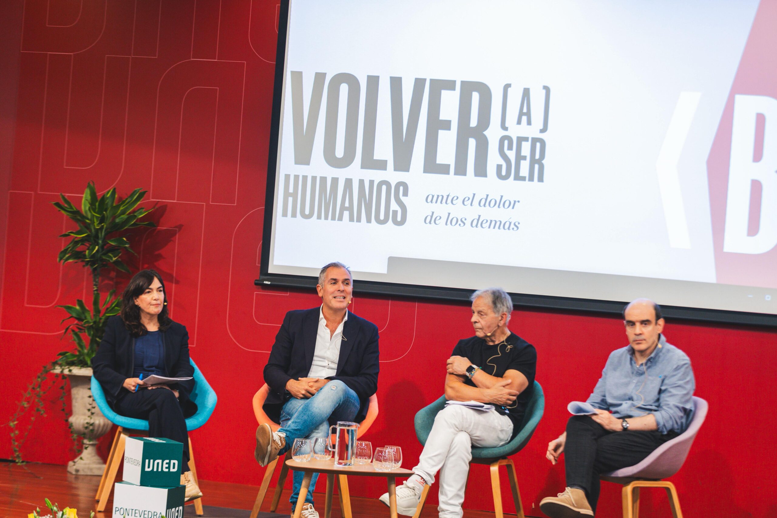 20250925 Rafa Domínguez_Seminario Internacional Volver a Ser Humanos