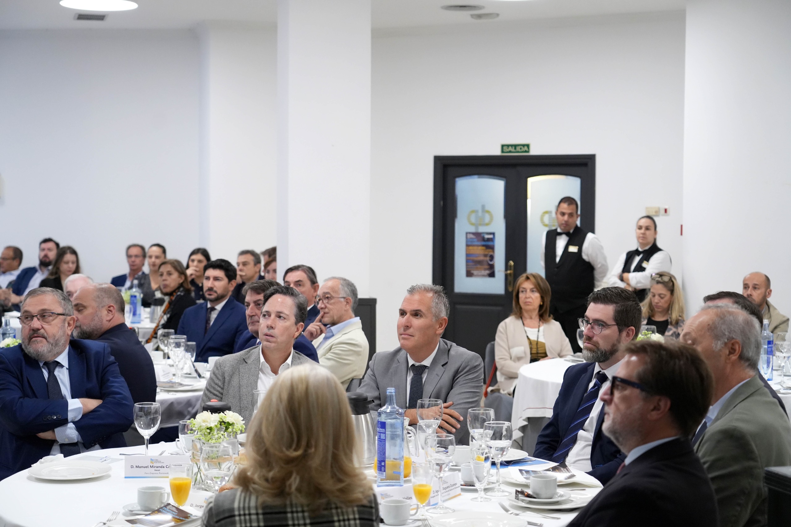 20250925_rafadominguez_almorzoforoempresa2