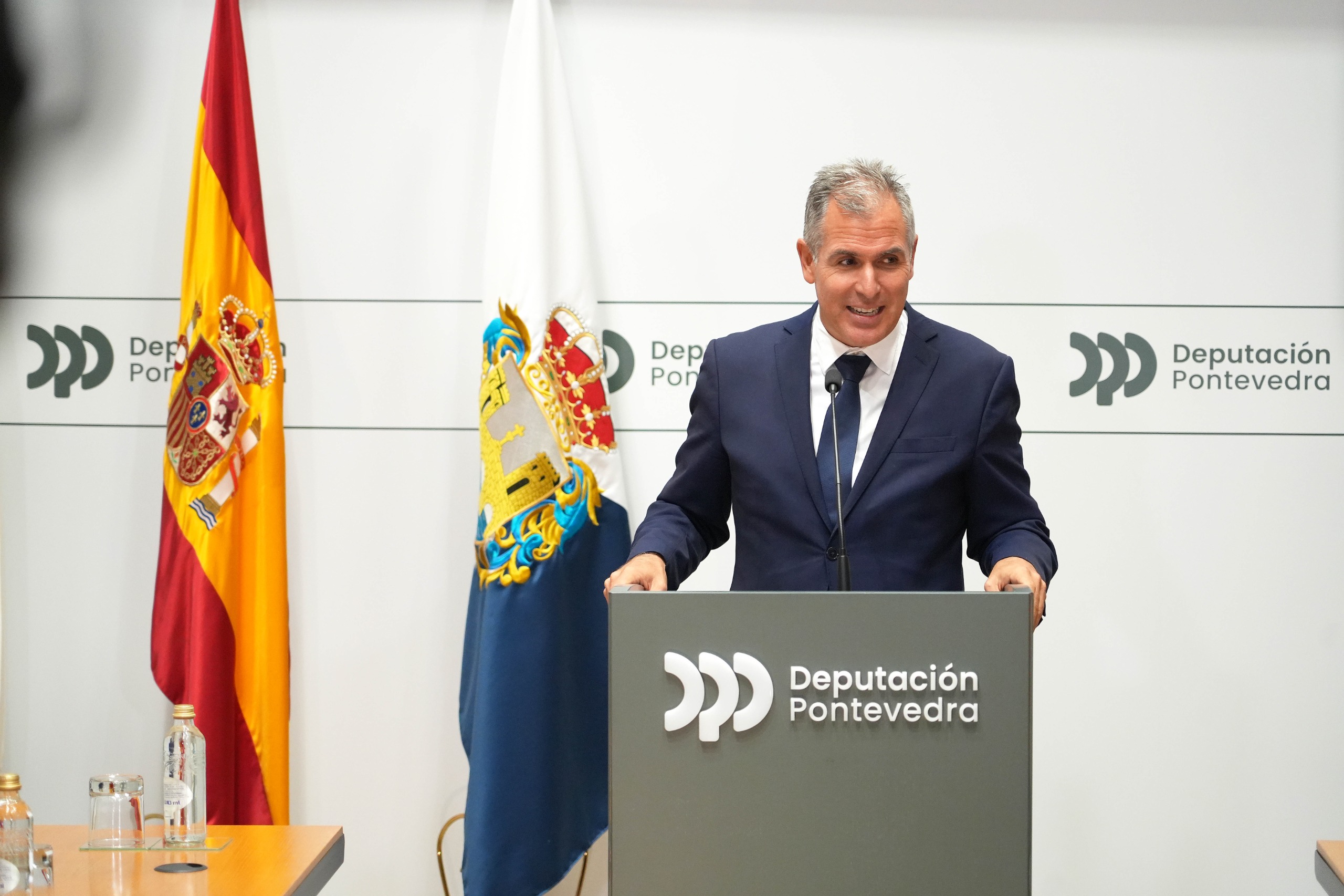 20250926_rafadominguez_roldadeprensa2