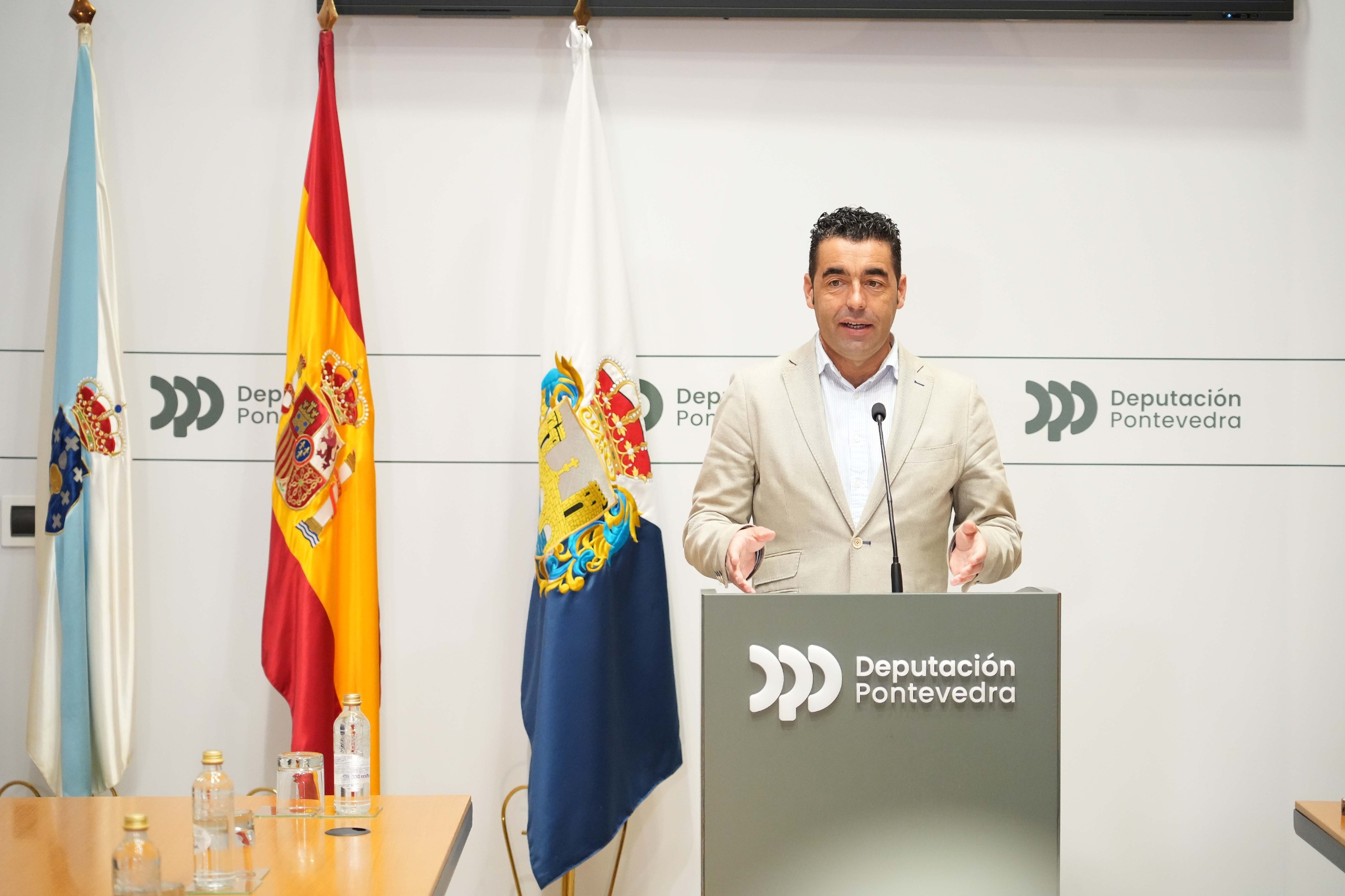 20251017_roldadeprensa2