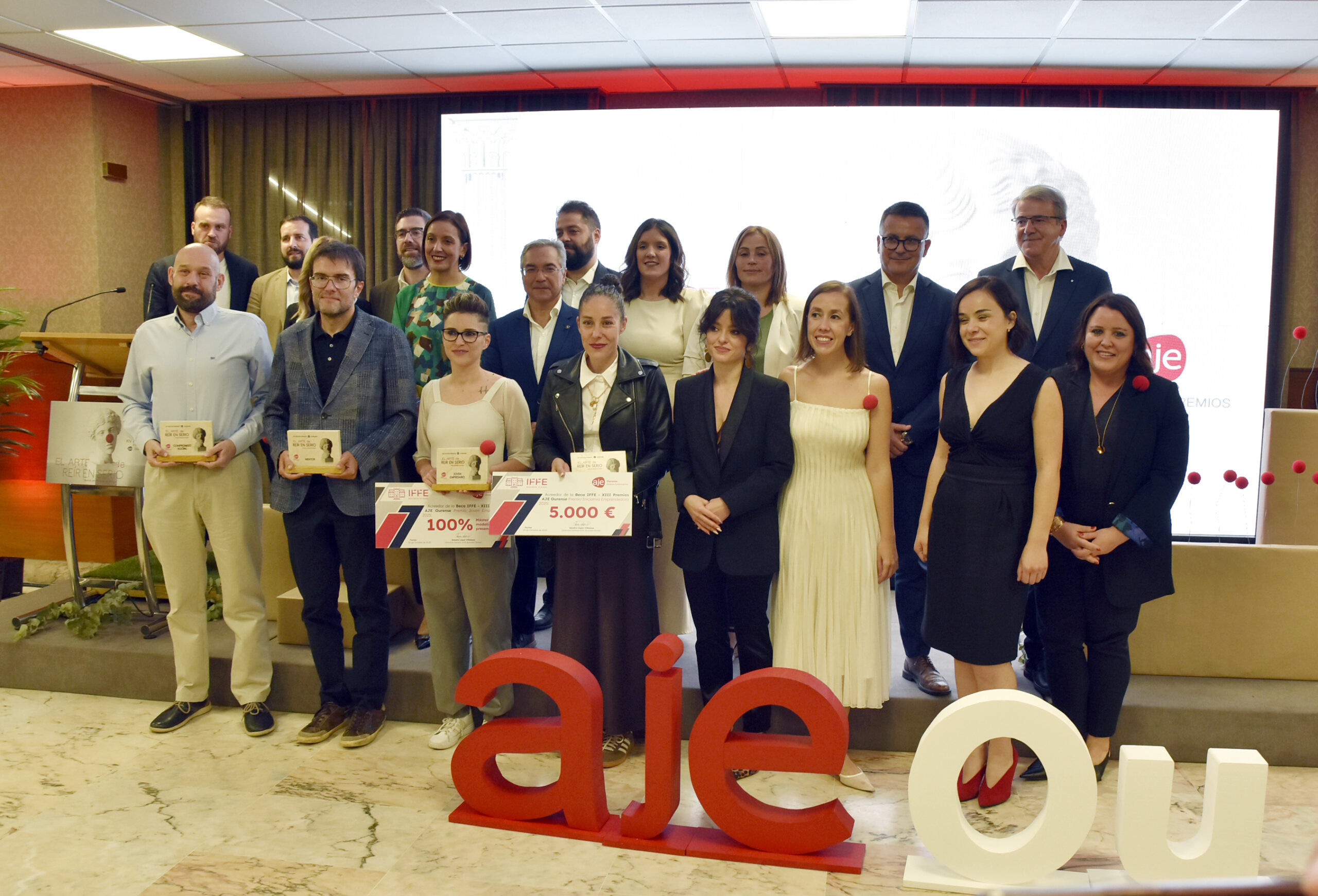 Fotos Luis Menor Premios AJE (1)