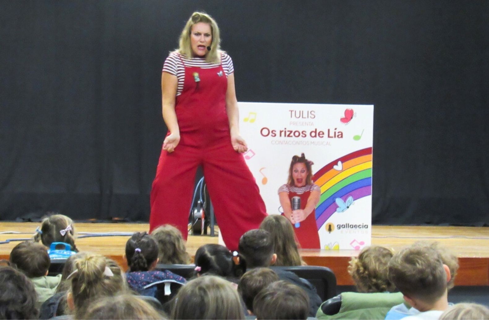 OS RIZOS DE LÍA na casa da cultura de Neda