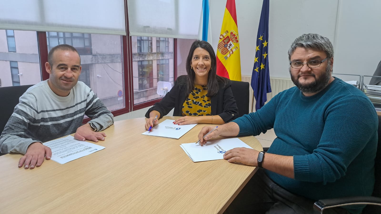 Sinatura convenio colaboración Natural Sport outubro 2025 (1)