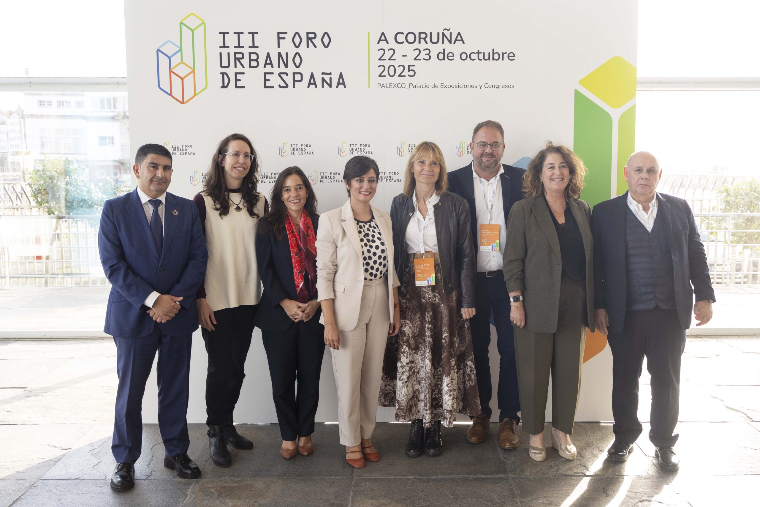 apg_20251023_ALCALDESA_MINISTRA_ISABEL_RODRIGUEZ_III_FORO_URBANO (12)